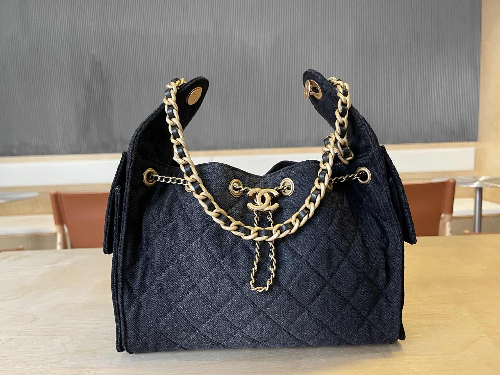 Chanel 25 Small Hobo handbag AS5293 Denim & Gold-tone Metal Black A