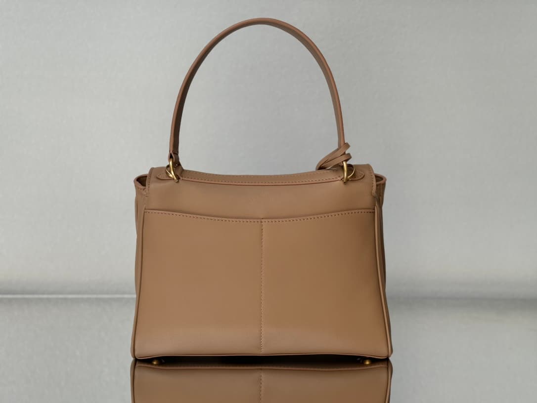 Balenciaga Rodeo Small Bag in Latte  Leather With Gold-Tone Metal TOP