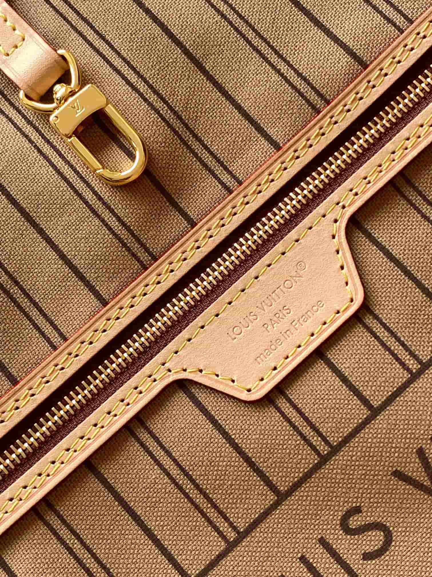 Louis Vuitton Neverfull MM Mon Monogram Beige canvas P01926 High