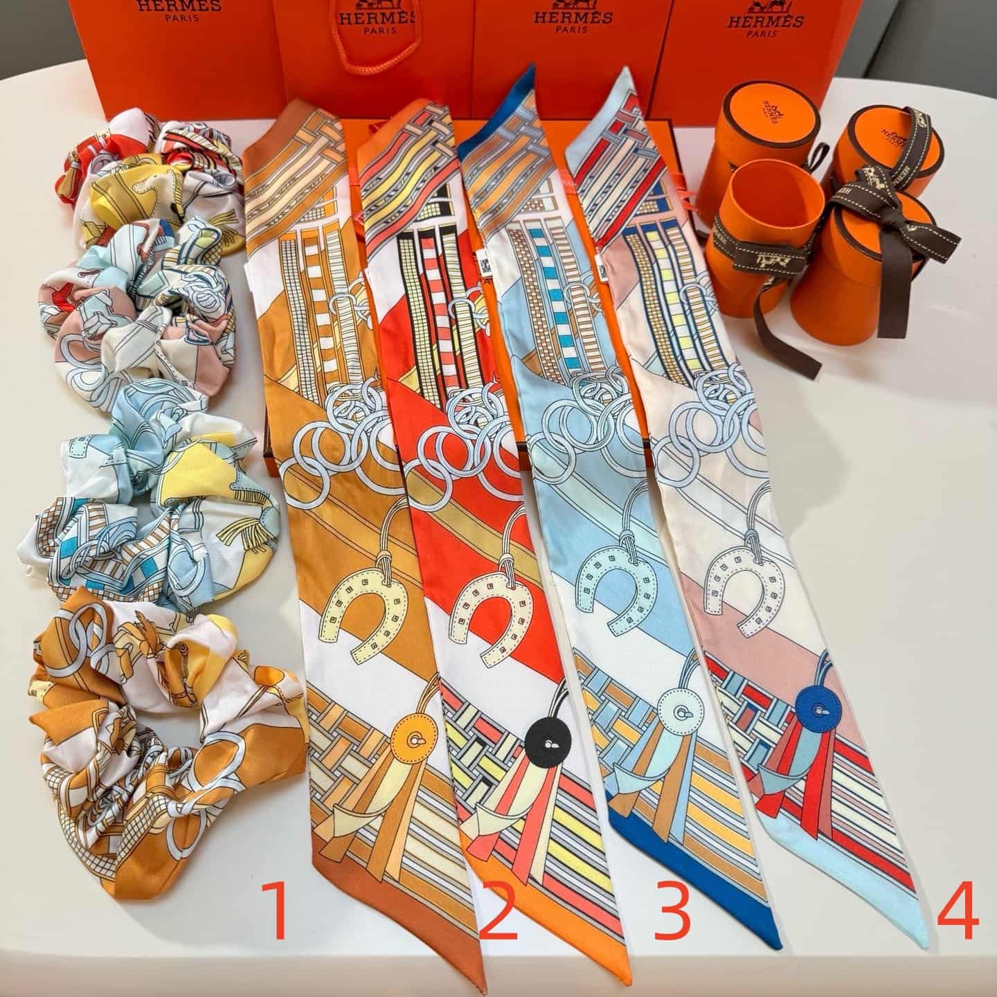 Hermes Brides et Gris-Gris Twilly scarf