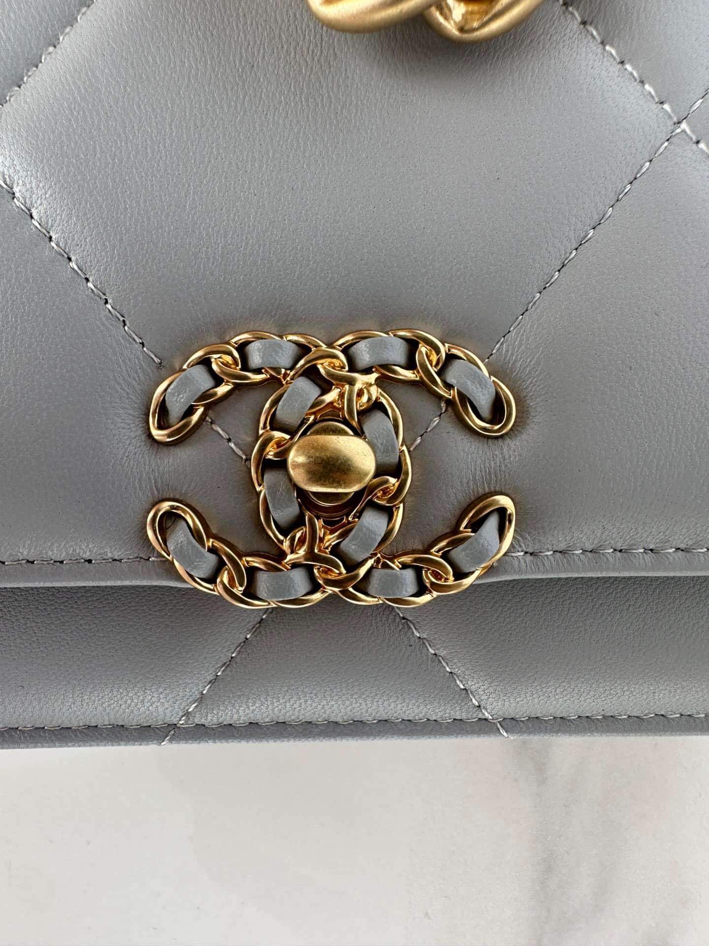 Chanel Wallet on Chain Lambskin Leather & Gold-Tone Metal Grey AP0957 A