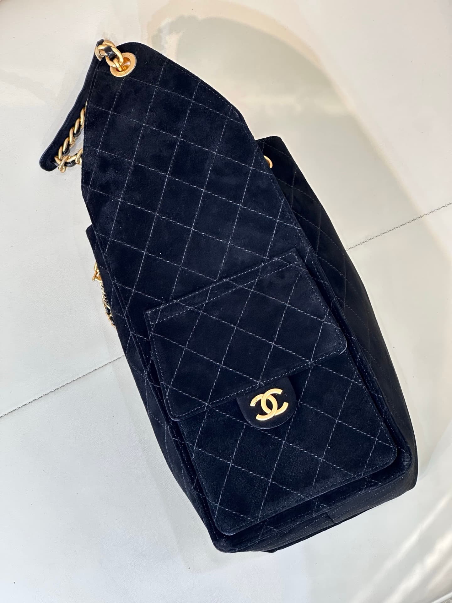 Chanel 25 Medium Hobo handbag AS5311 Suede &Gold-tone Metal Black TOP