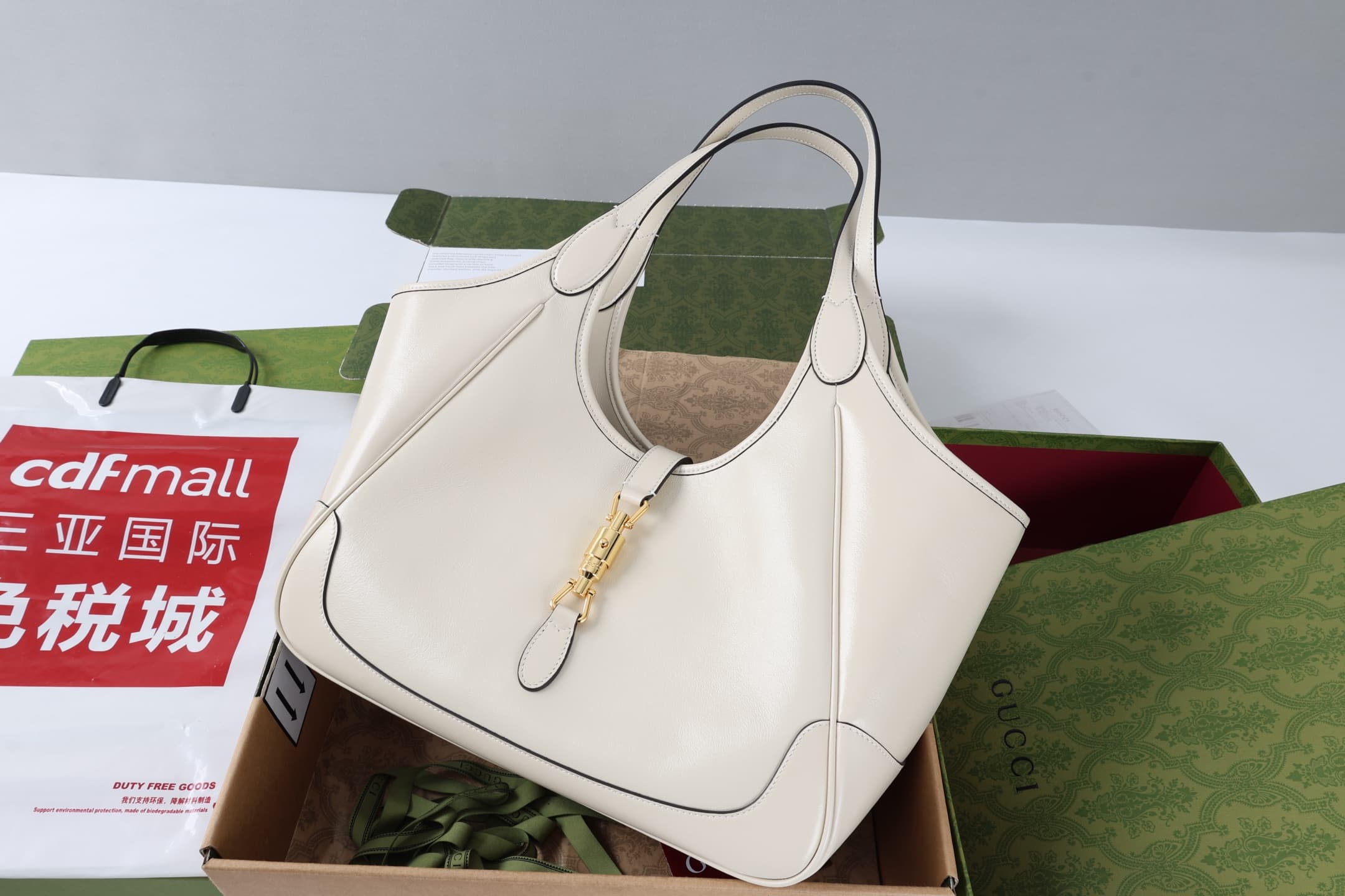 Gucci Mercato medium tote bag Whtie soft leather 866645 High