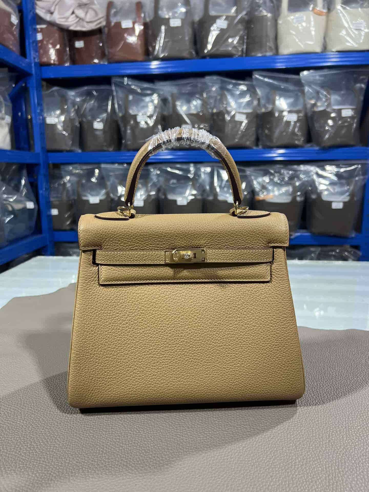 Hermes Kelly 25/28/32cm Retourne Bag Togo Leather In Beige de Weimar WAX High