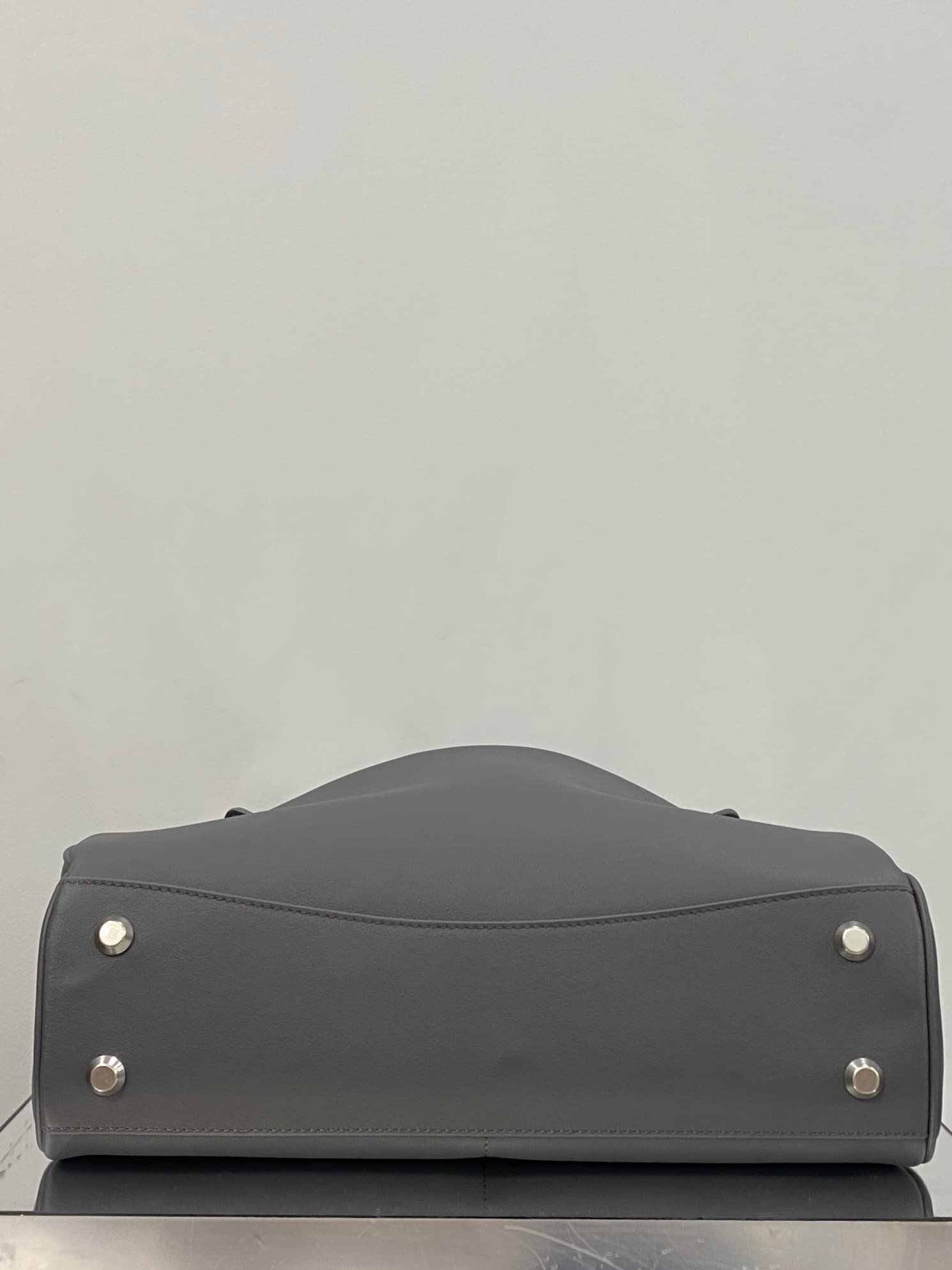 Balenciaga Rodeo Medium Bag in Grey Leather With Sliver-Tone Metal TOP