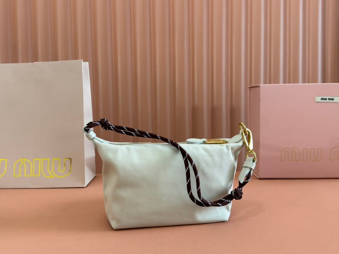 Miu Miu Gabardine pouch White 5NE841 High