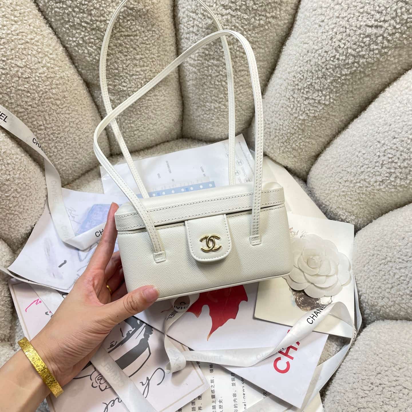 Chanel Long Vanity with Leather Strap Grained Shiny Calfskin & Gold-Tone Metal White AP5067 A