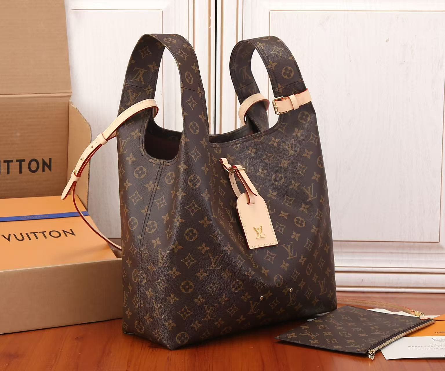 Louis Vuitton Atlantis GM Monogram coated canvas M46817 High
