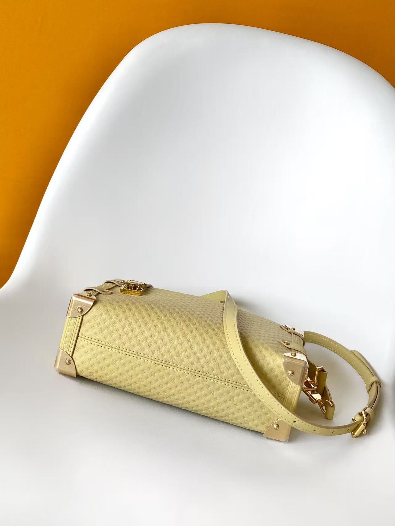 Louis Vuitton Side Trunk MM Banane Calfskin leather M28474 High