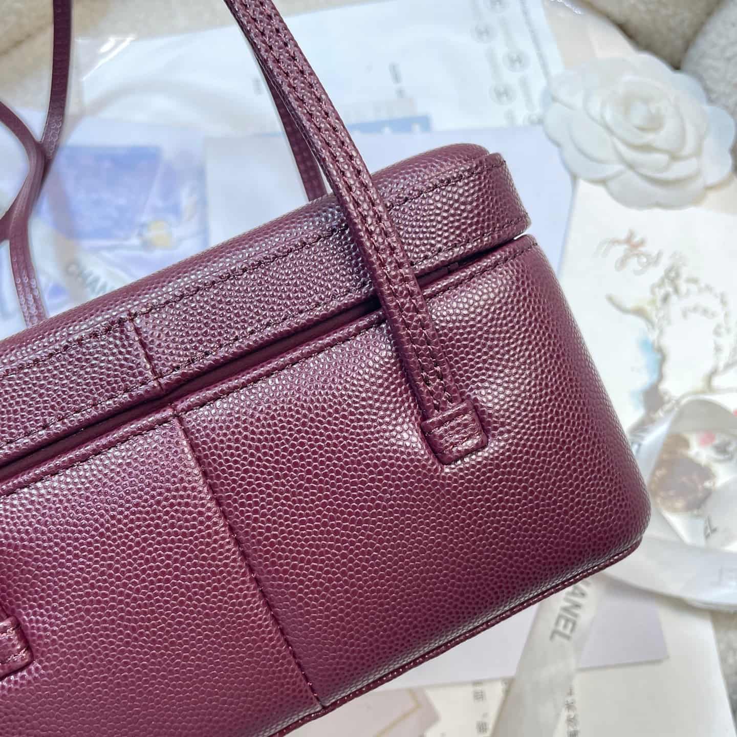 Chanel Long Vanity with Leather Strap Grained Shiny Calfskin & Gold-Tone Metal Dark Claret AP5067 A