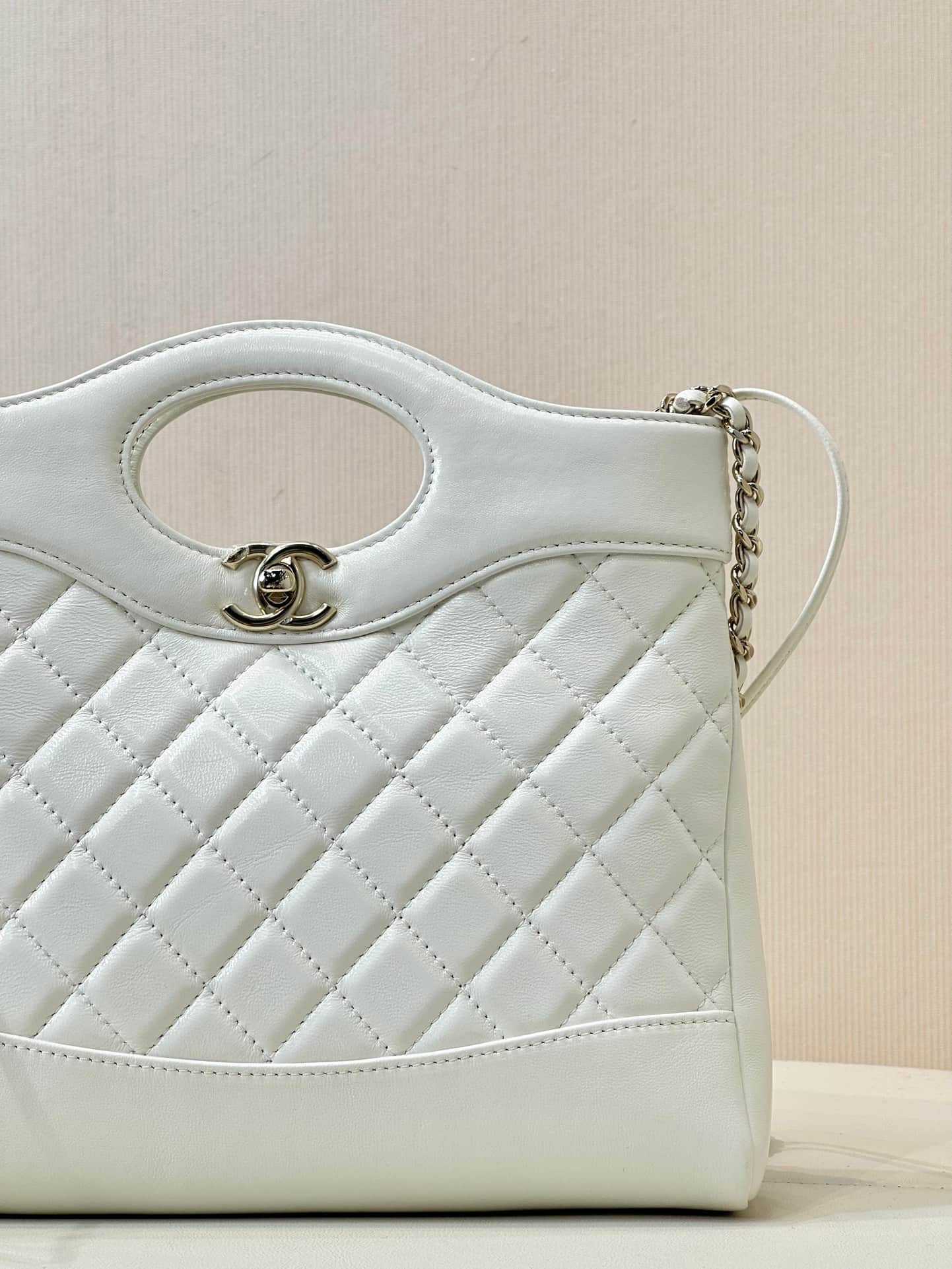 CHANEL 31 Mini Shopping Bag Shiny Calfskin & Gold-Tone Metal AS4133 White TOP