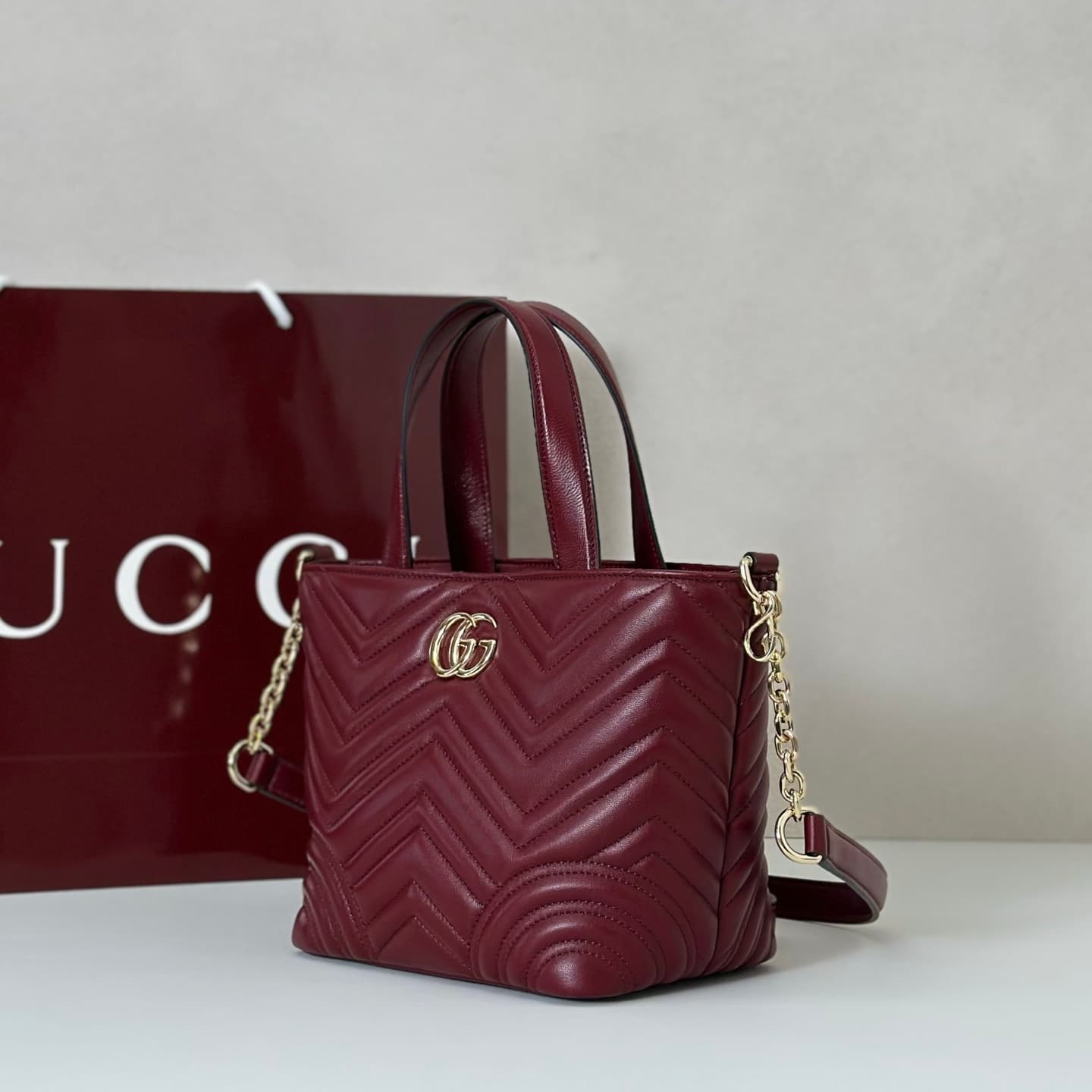 Gucci Betty small tote bag ‎847386 Rosso Ancora red leather High