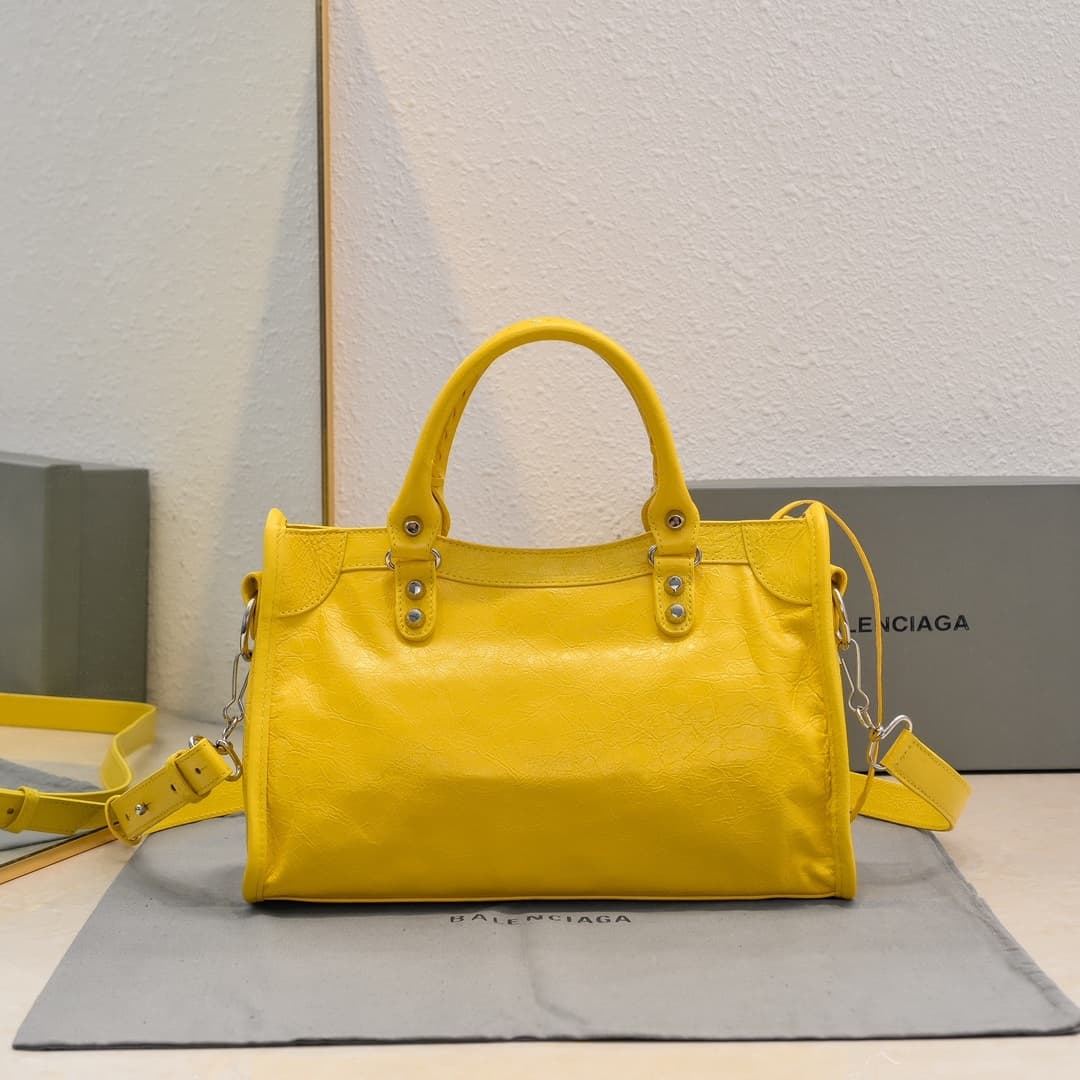 WOMEN'S LE CITY SMALL BAG Lambskin & Silver Metal High