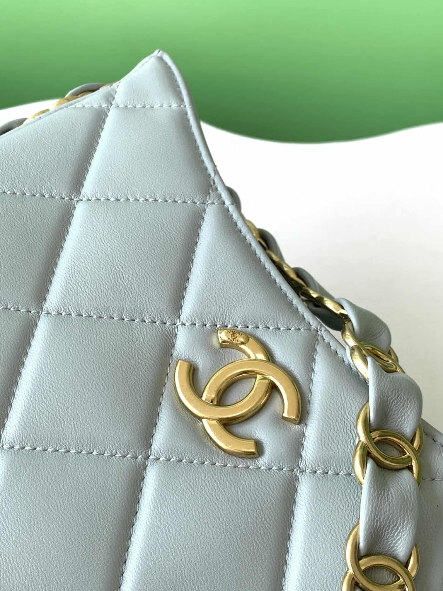 Chanel HOBO HANDBAG AS5177 Lambskin & Gold-Tone Metal Blue A