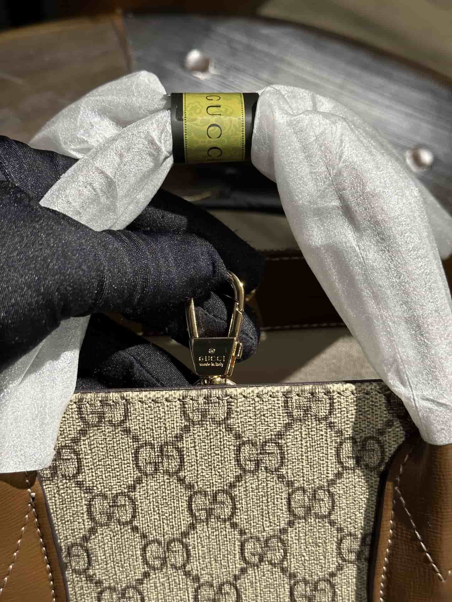 GUCCI Small tote bag in GG Supreme