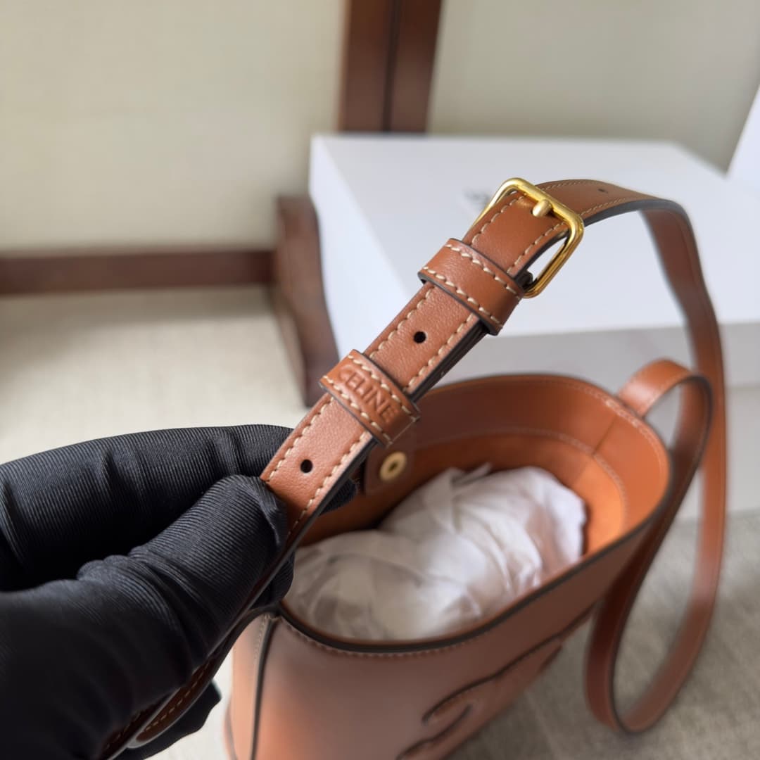 CELINE Small Bucket Bag in Tan Smooth Calfskin Leather High