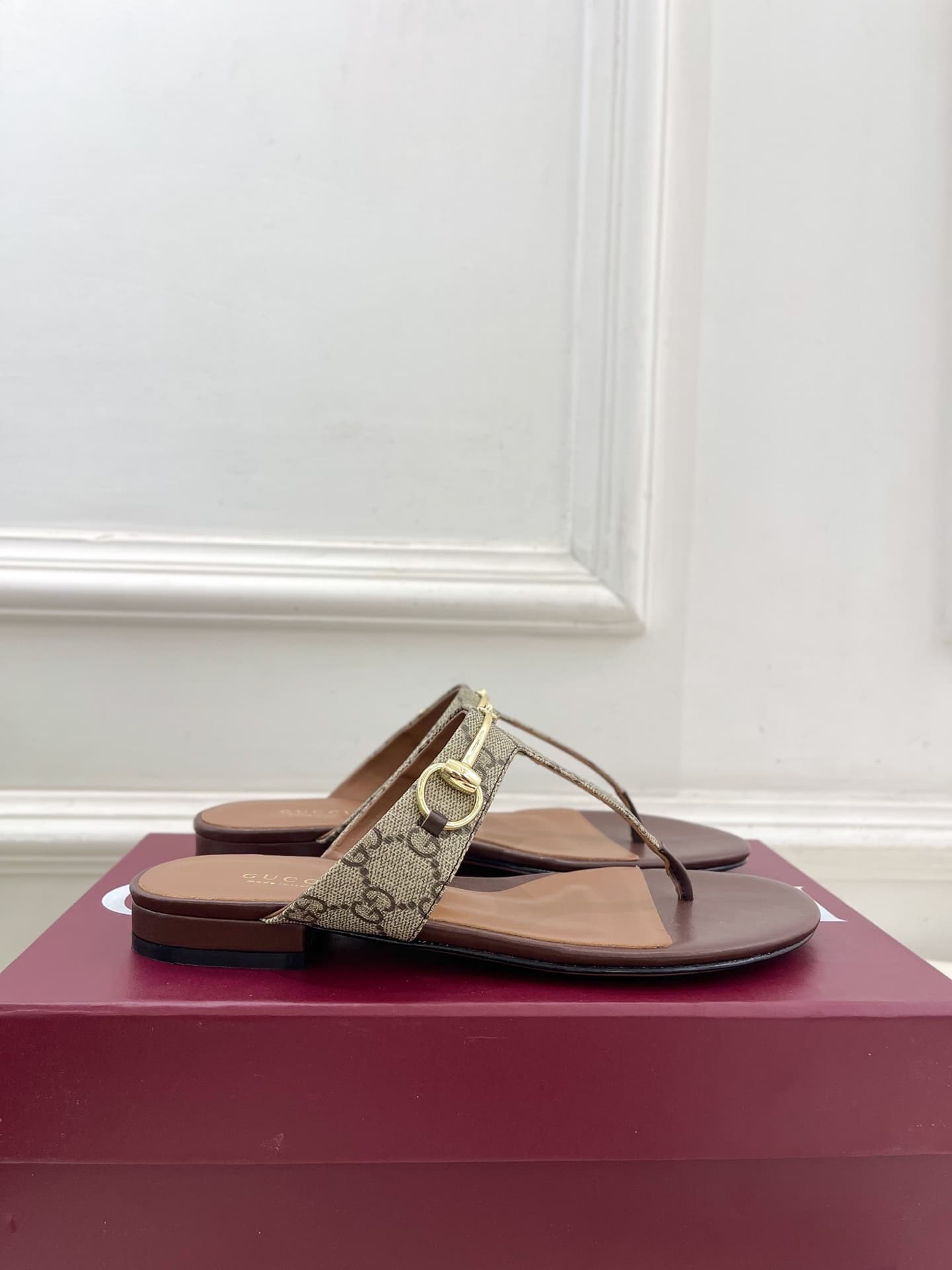 Gucci Leather Slides Shoes Women
