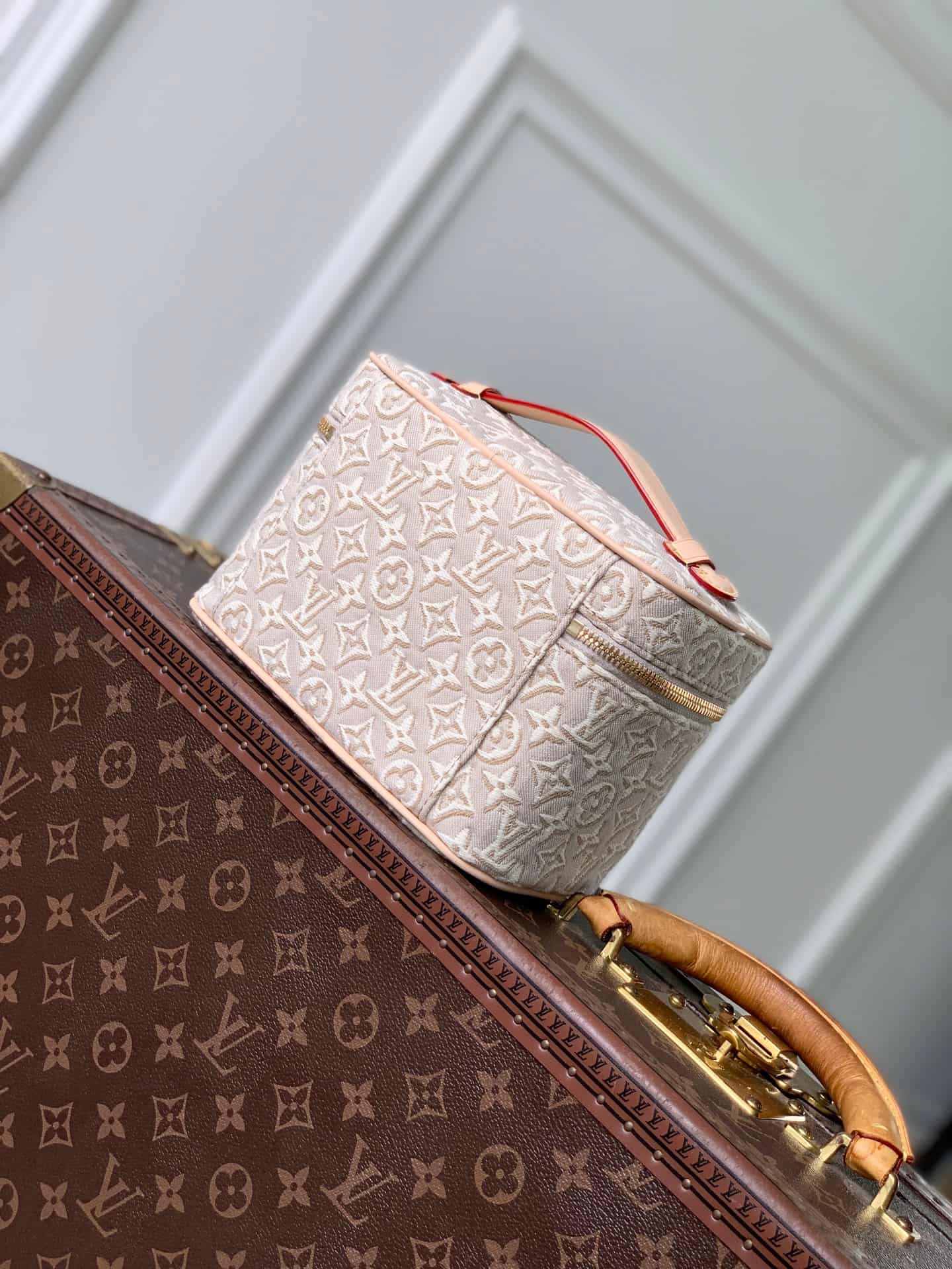 Louis Vuitton Nice Mini Rose Ruban Pink Monogram Emblème cotton canvas M29667 High