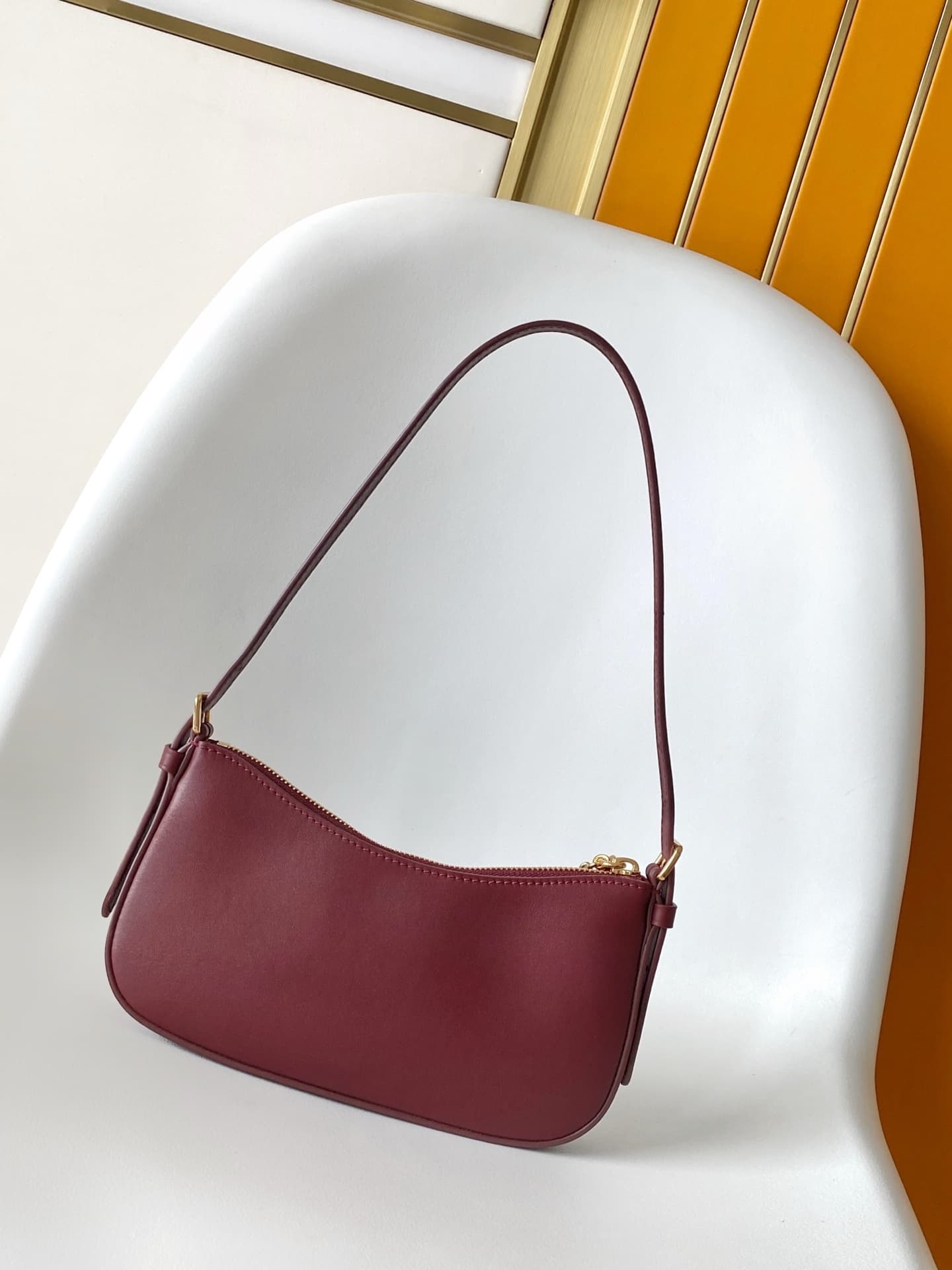 Louis Vuitton Pochette LV BLoom Grenat Red Calfskin leather M25650 High