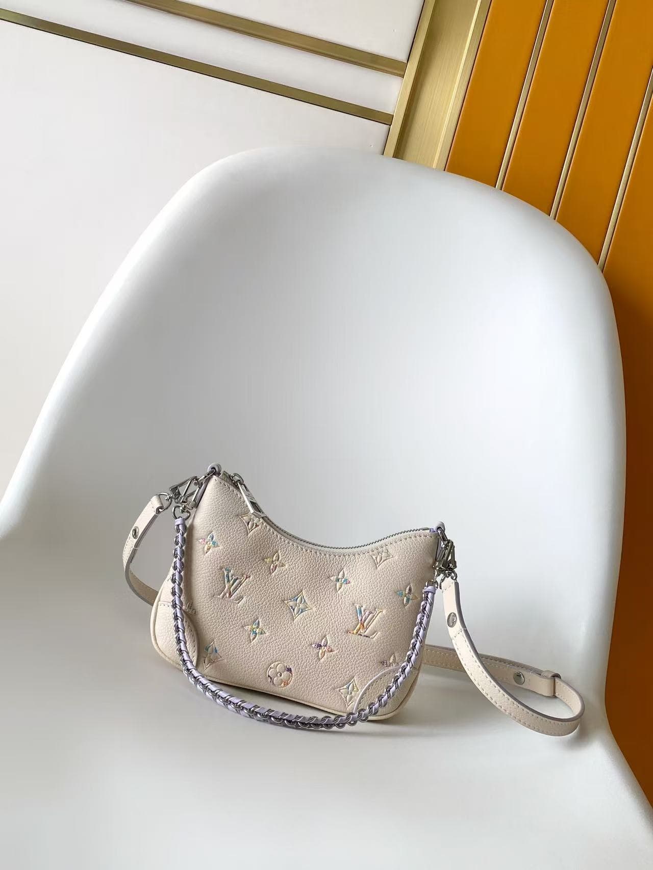 Louis Vuitton Nano Boulogne Monogram Empreinte Link Quartz Cowhide leather M29779 High