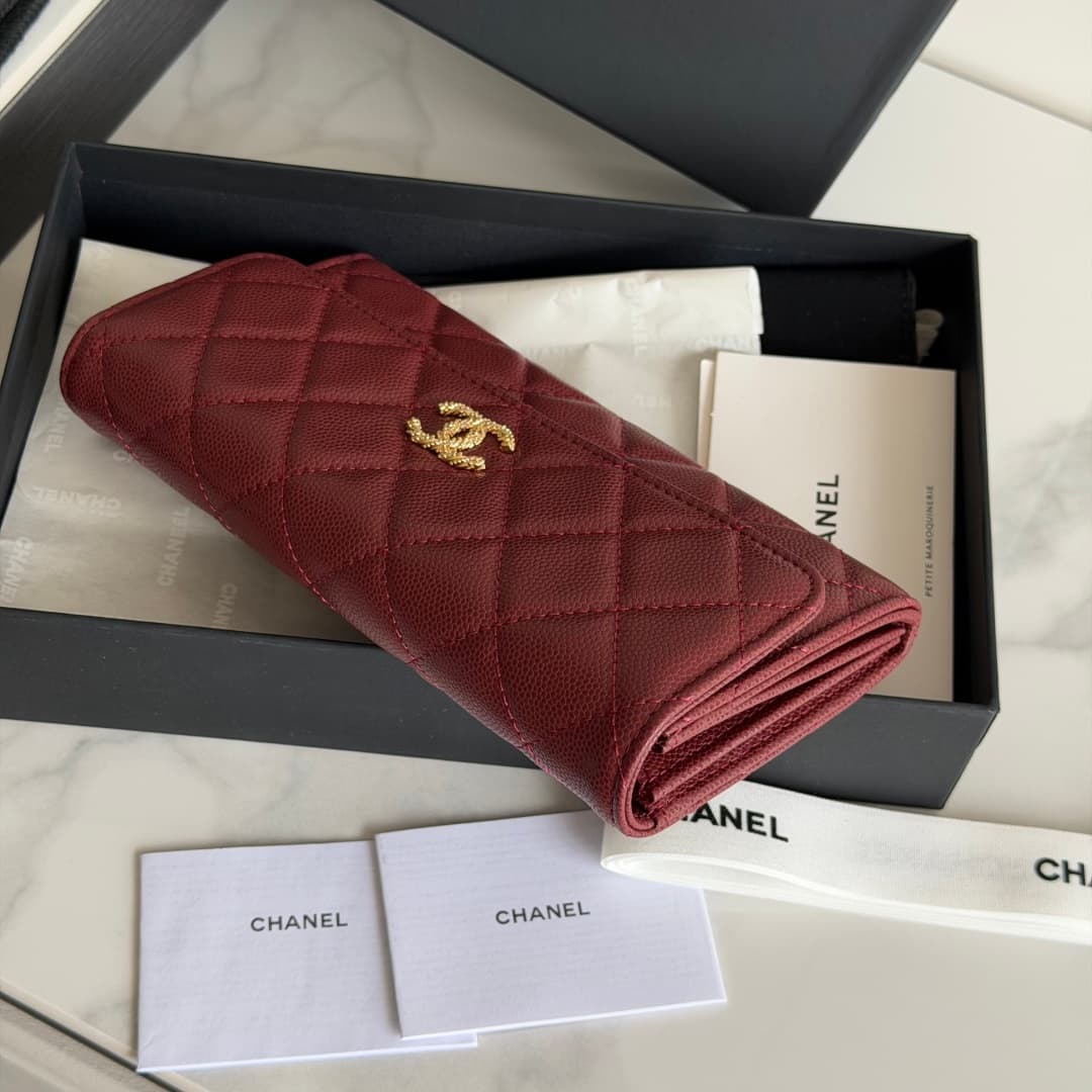 Chanel Wallet Shiny Grained Calfskin Strass & Gold-Tone Metal Red AP5076 High