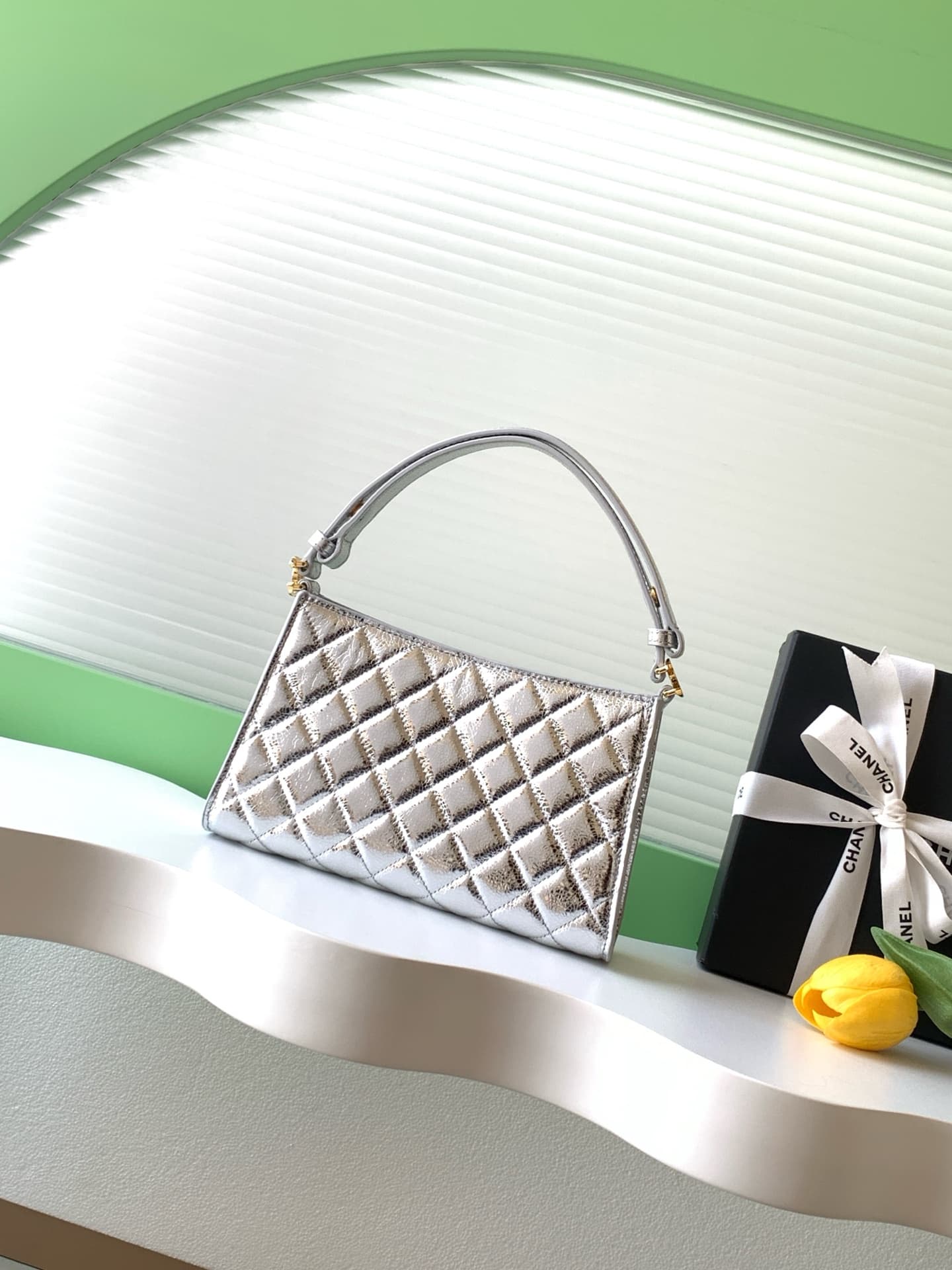 Chanel evening bag AS6045 lambskin & gold-tone metal silver high