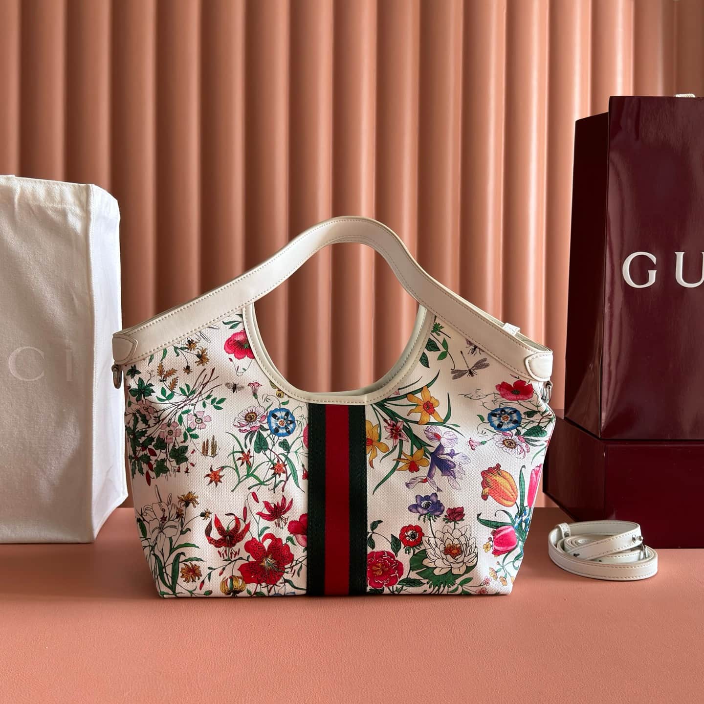 Gucci Giglio Flora tote bag white and multicolor net 860845  High