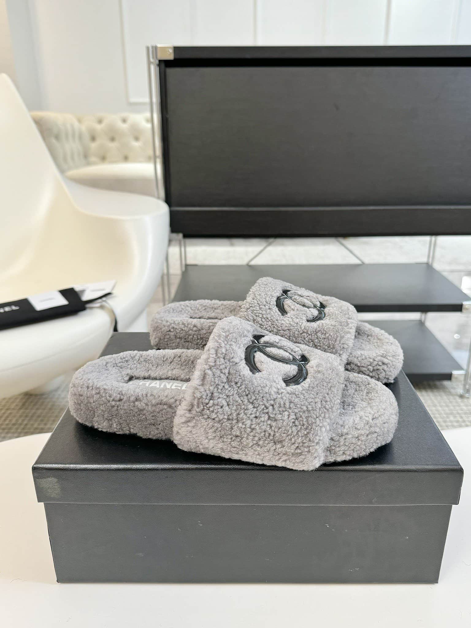 Chanel Sandsl Shoes Women