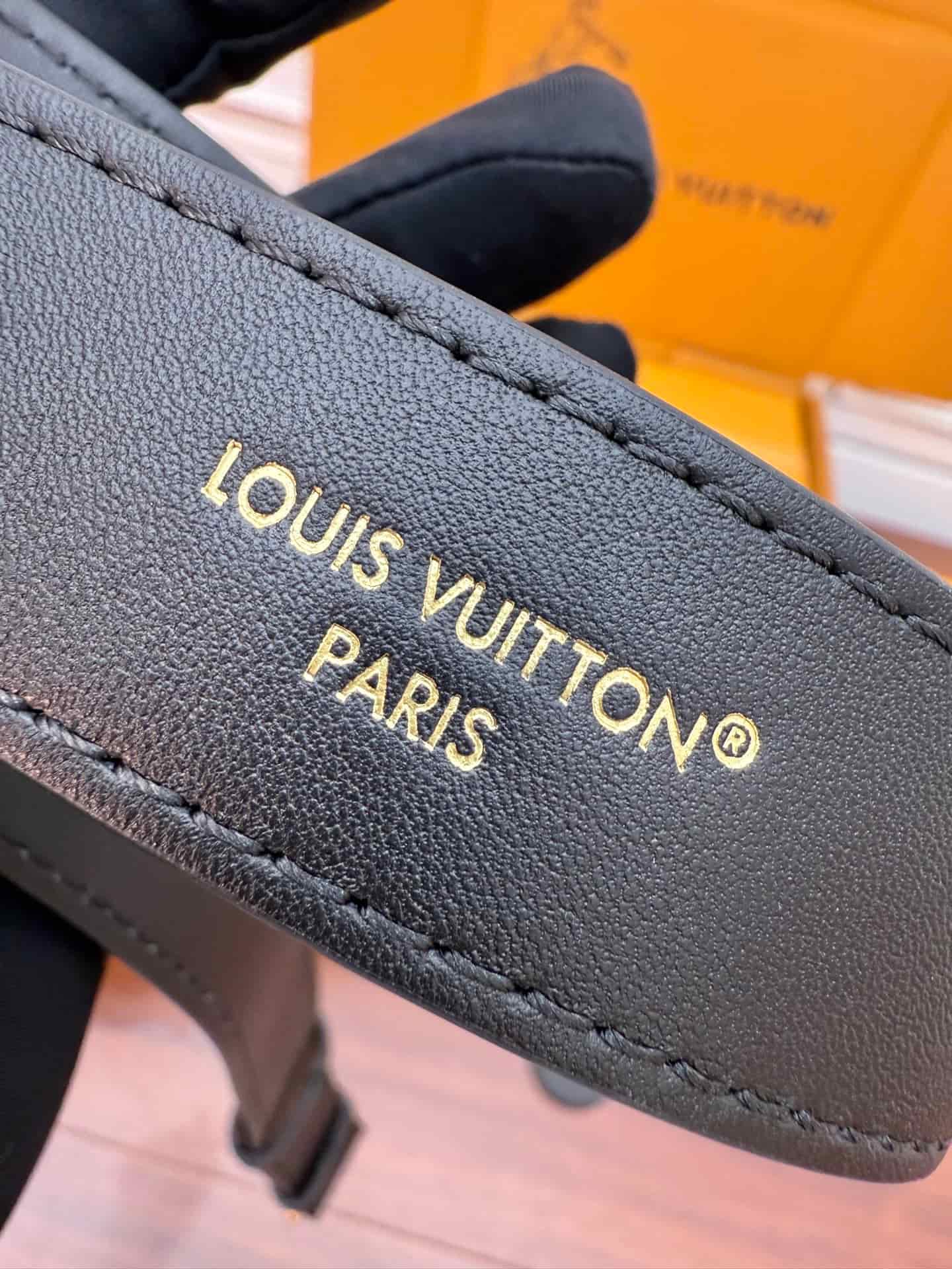 Louis Vuitton LV Biker MM Dark Denim Lambskin leather M14702 TOP