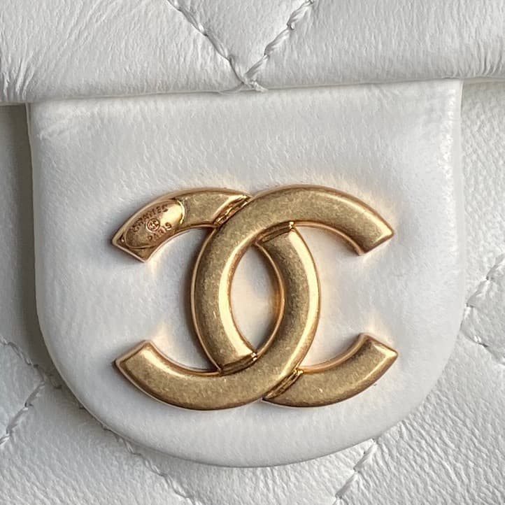 Chanel Trendy Pockets Hobo Bag Lambskin & Gold Metal White AS5339 A