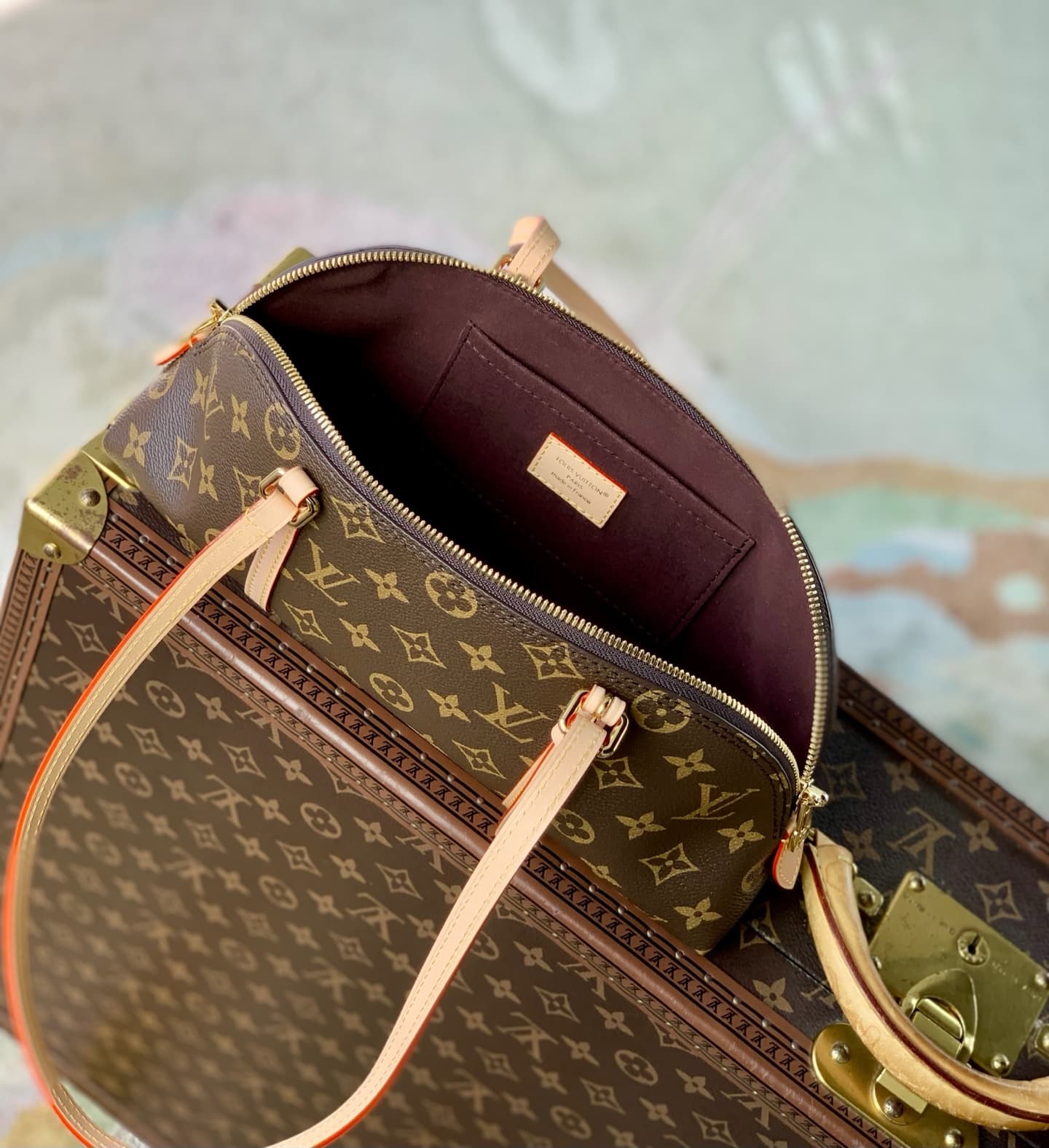 Louis Vuitton Squire East West bag Monogram M28953 High