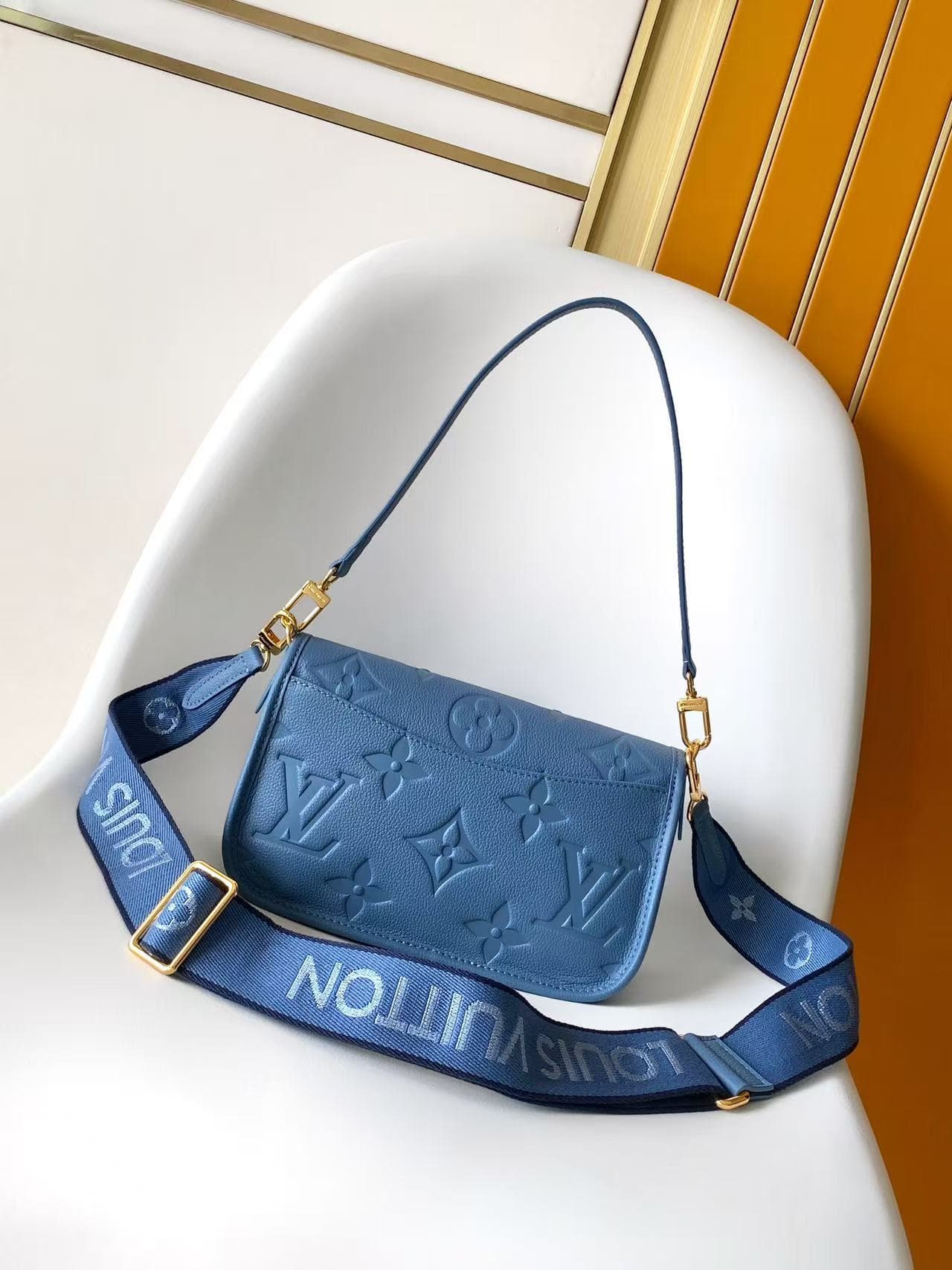 Louis Vuitton Diane Blue Jean Cowhide leather M27362 High