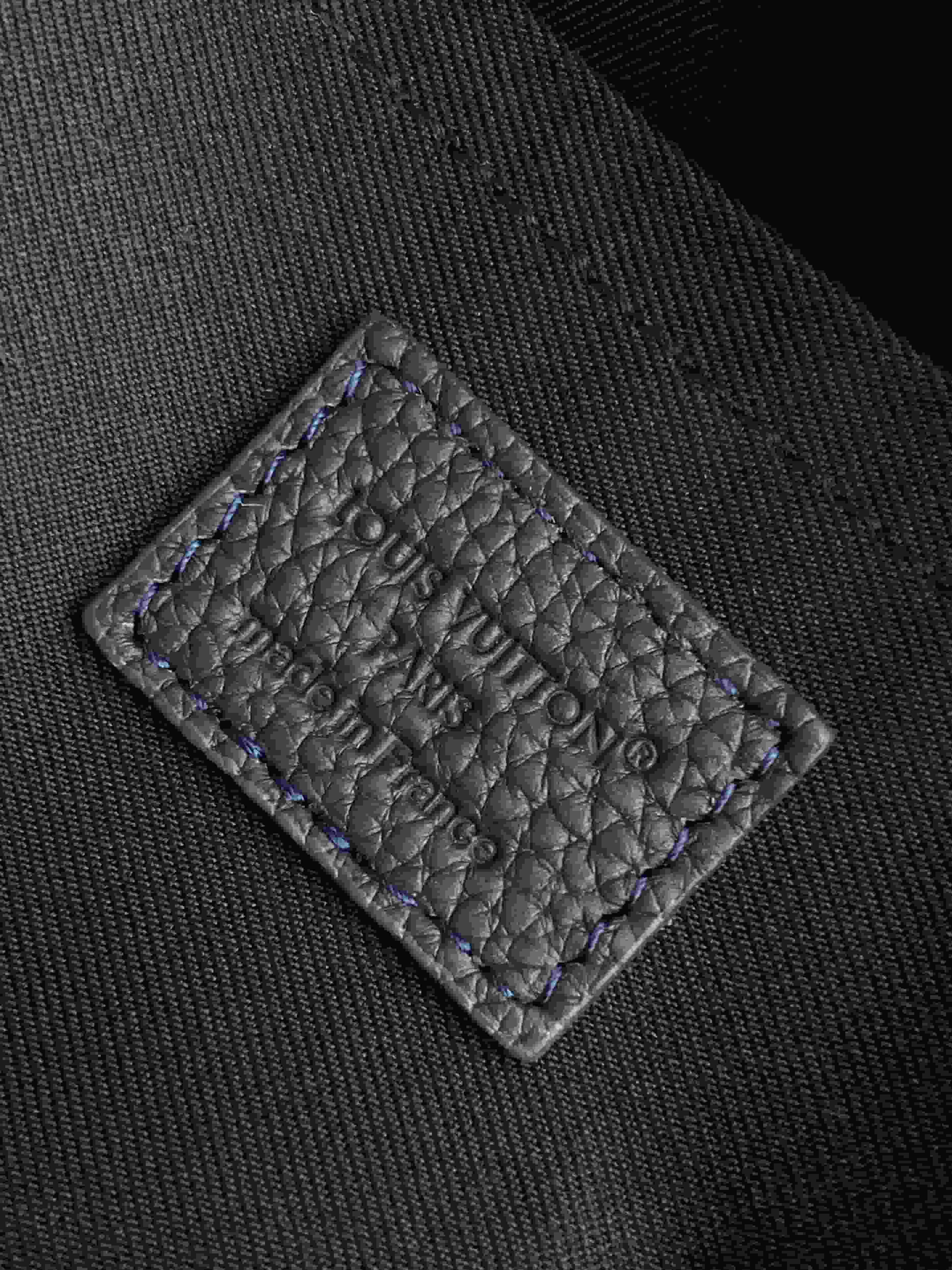 Louis Vuitton Boarding Messenger Navy Blue Waxy calfskin M15260 High