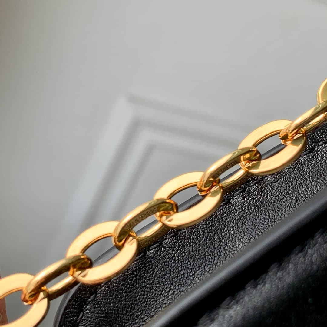 Louis Vuitton Wallet On Chain LV Bloom Black Calfskin leather M14564 High