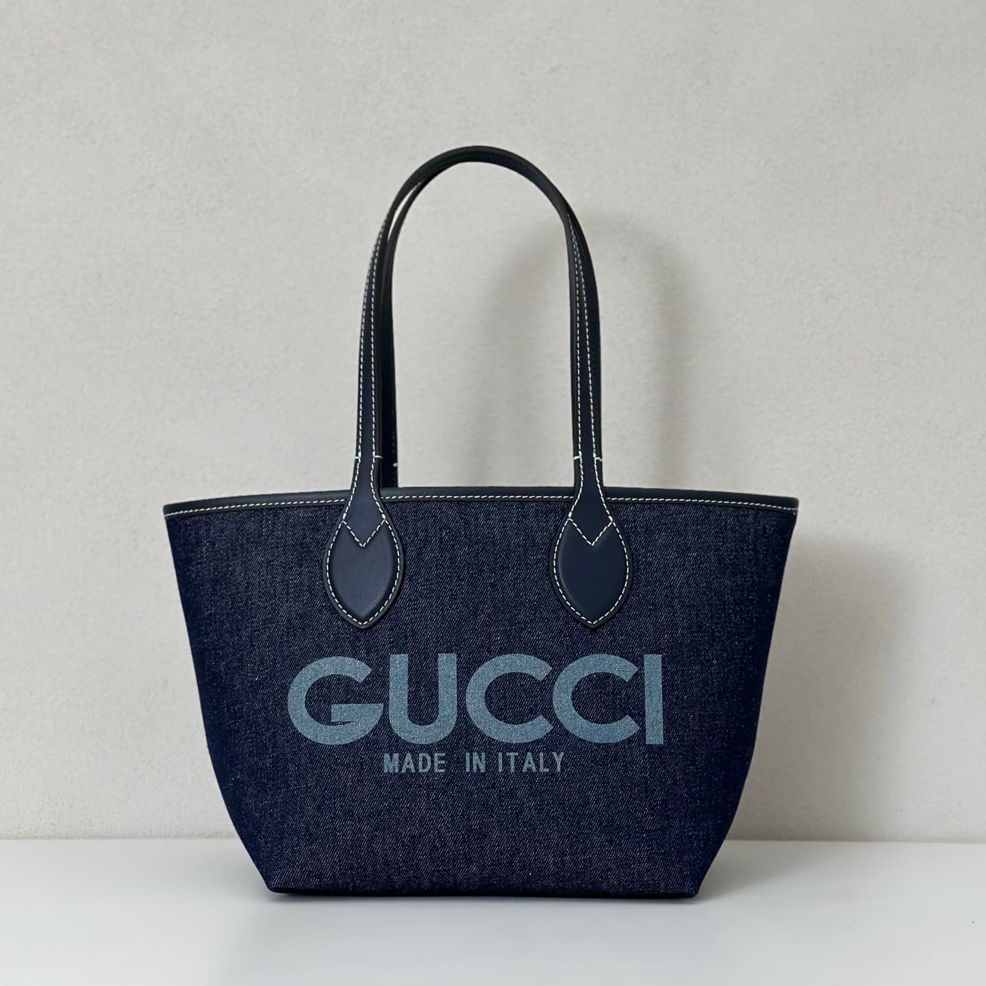 Gucci Totissima small reversible tote 820496 Dark blue denim High