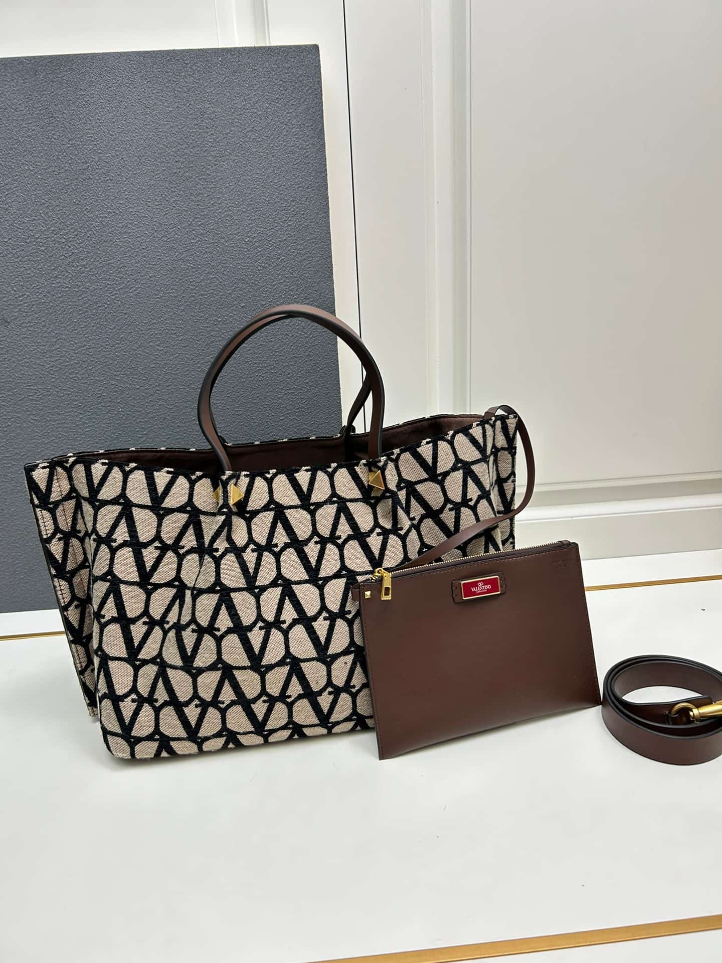 Valentino Garavani VLogo Signature Toile Iconographe Tote Bag Black Mid