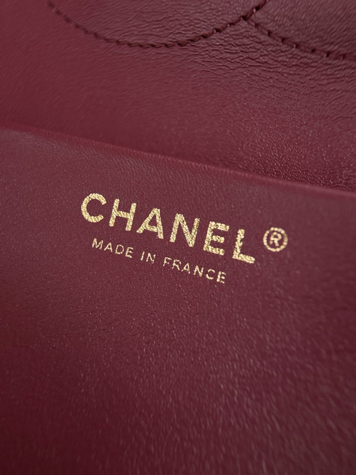 Chanel Maxi Flapbag Grained Calfskin & Gold-Tone Metal Beige AS6231 A