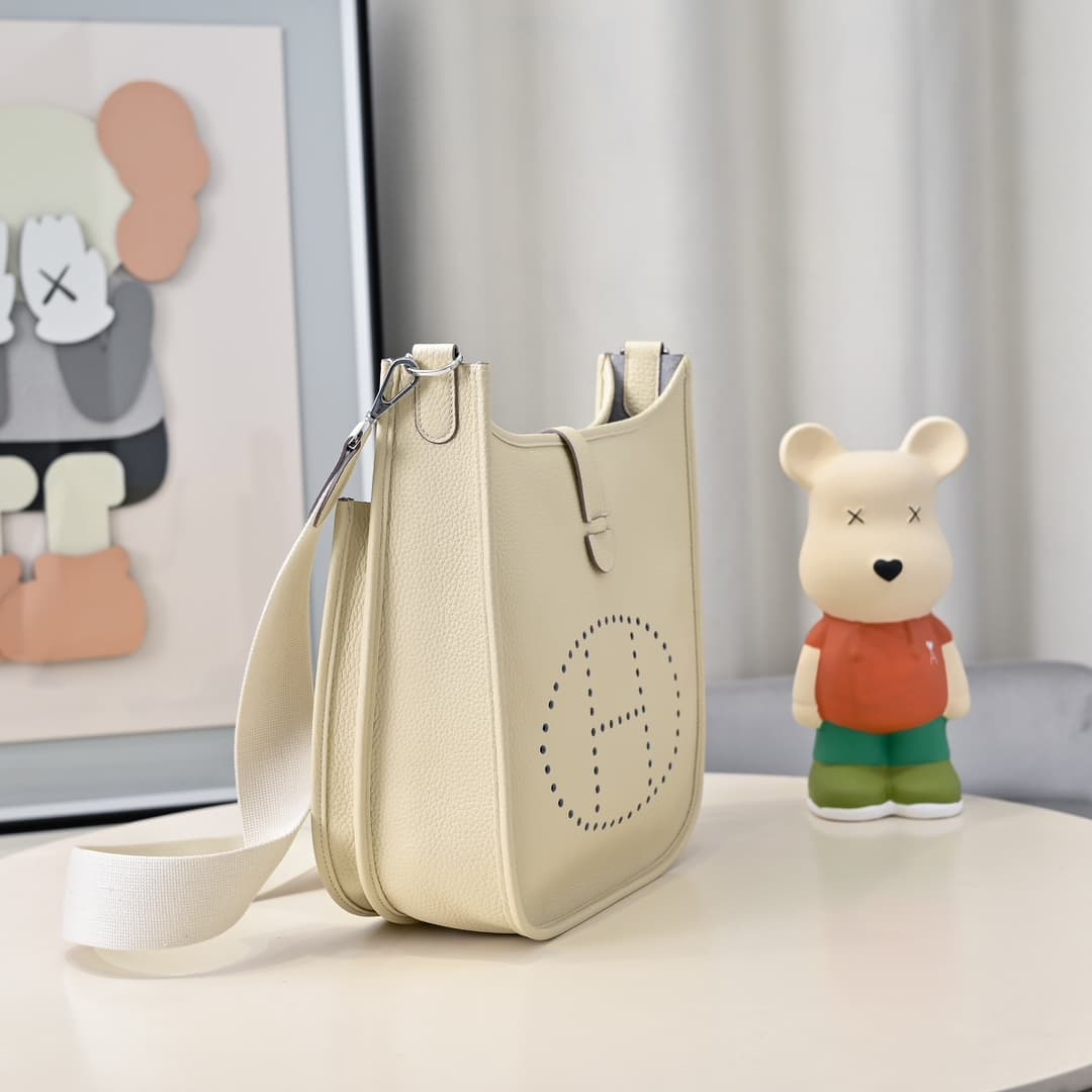 Hermes Evelyne III PM Bag Clemence Leather In Cream High