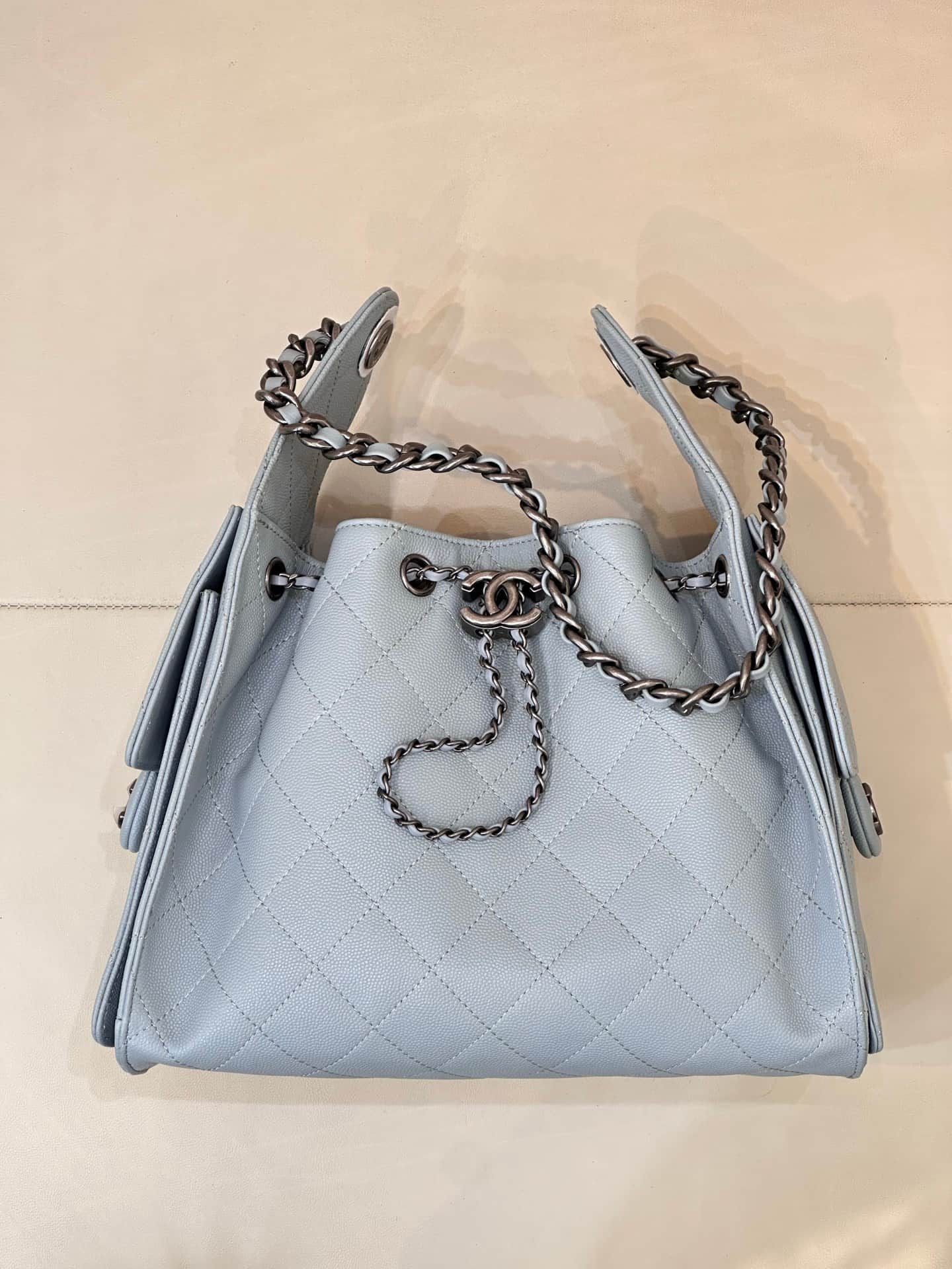 Chanel 25 Small Hobo handbag AS5293 Grained Calfskin & Antiqued Silver Metal Grey TOP