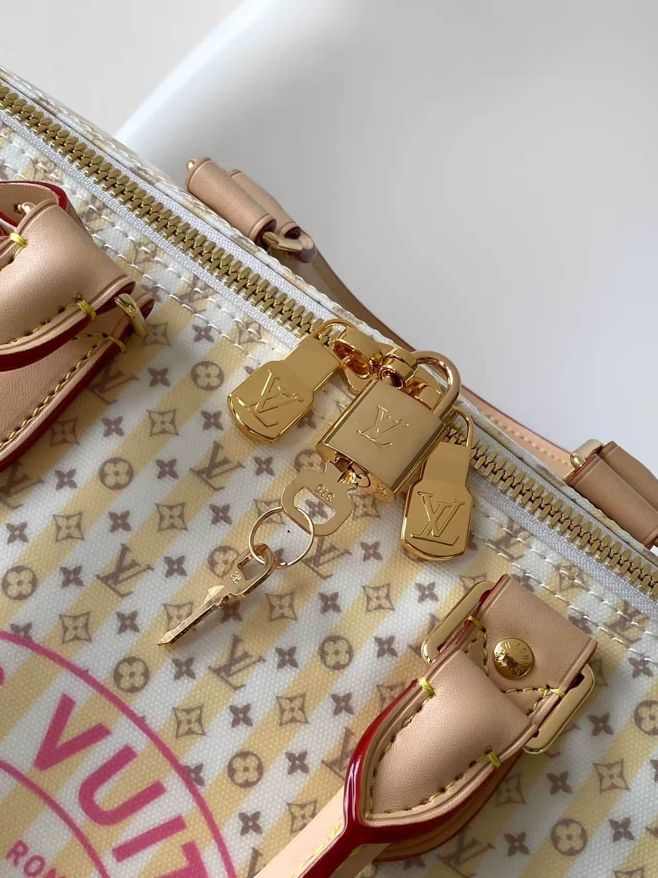Louis Vuitton Keepall Bandoulière 45 Banana Yellow LV Stamp linen-and-cotton coated canvas M28678 High