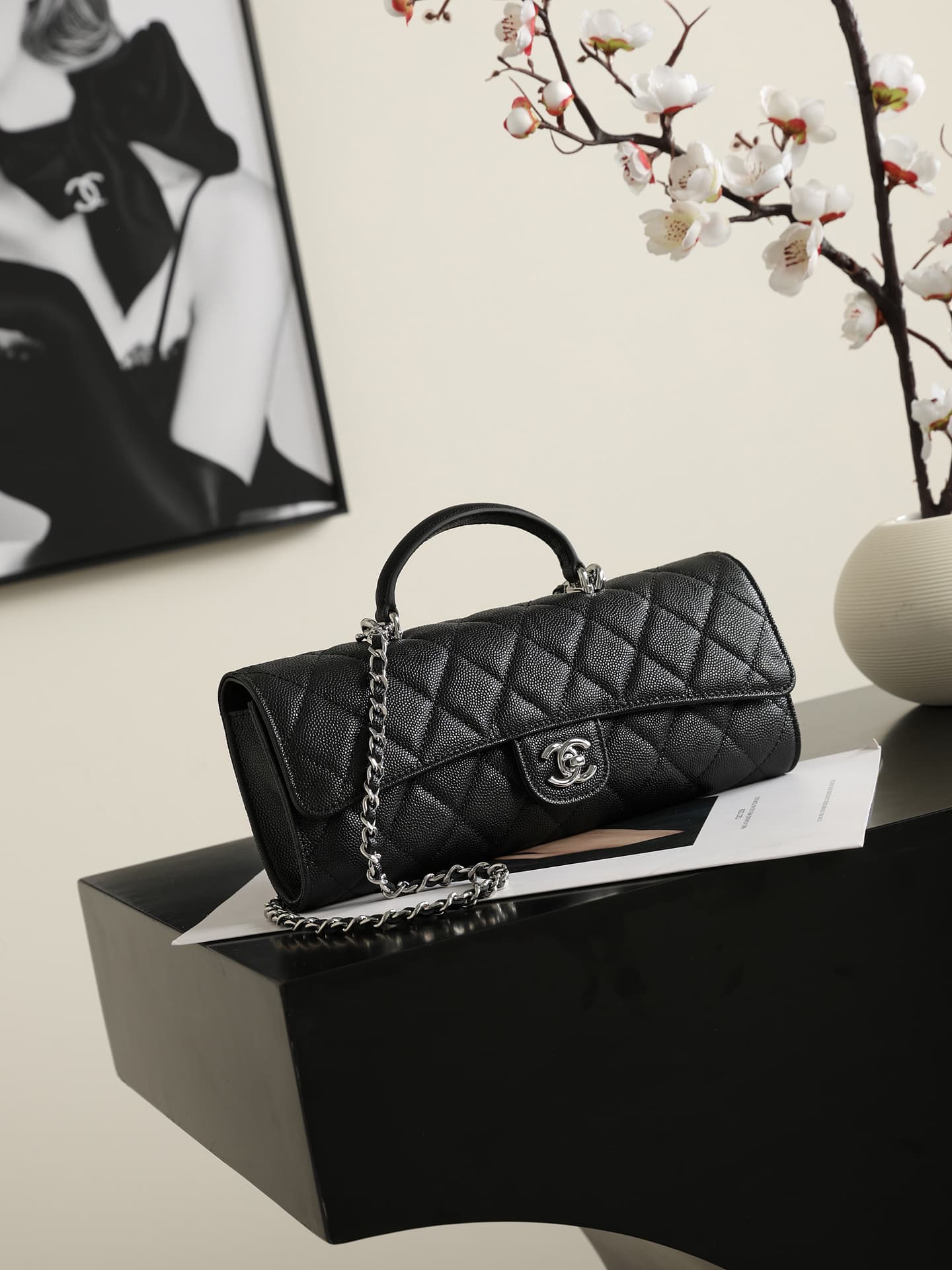 Chanel Clutch with chain Grained Calfskin & Silver-Tone Metal Black AP5280 A