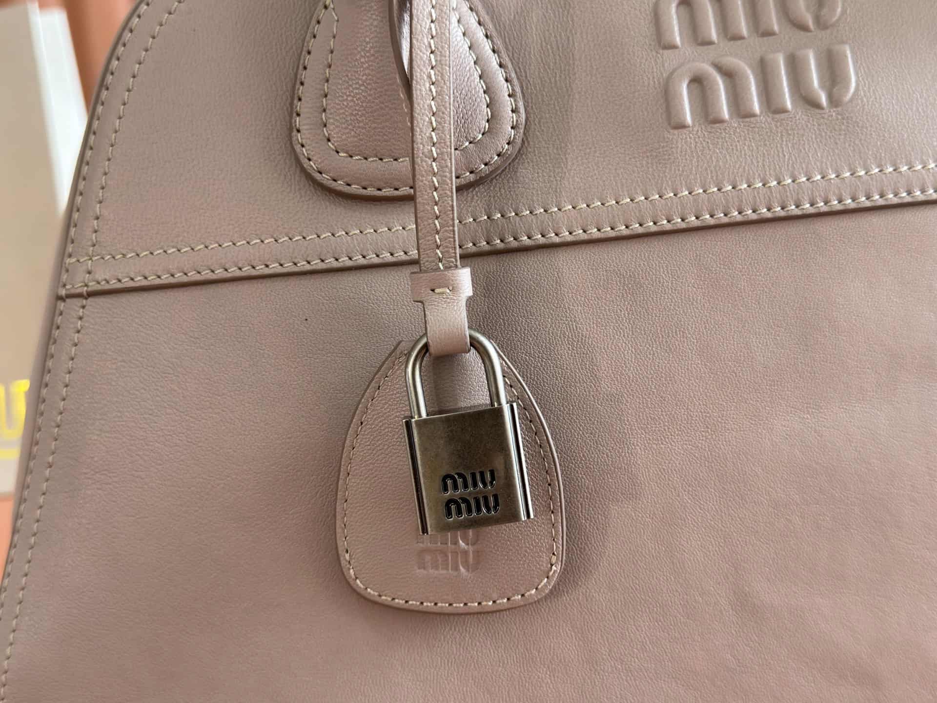 Miu Miu Vivant nappa leather bag Power Pink 5BB196 TOP