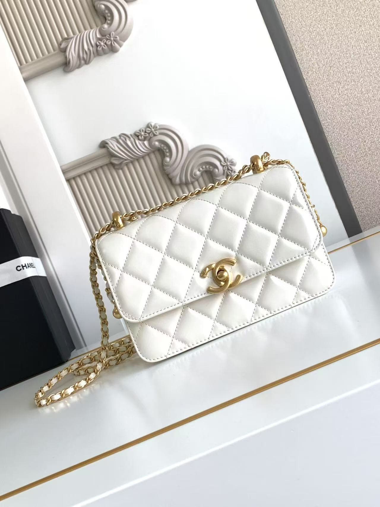 Chanel MINI FLAP BAG Calfskin & Gold-Tone Metal AS2615 White A