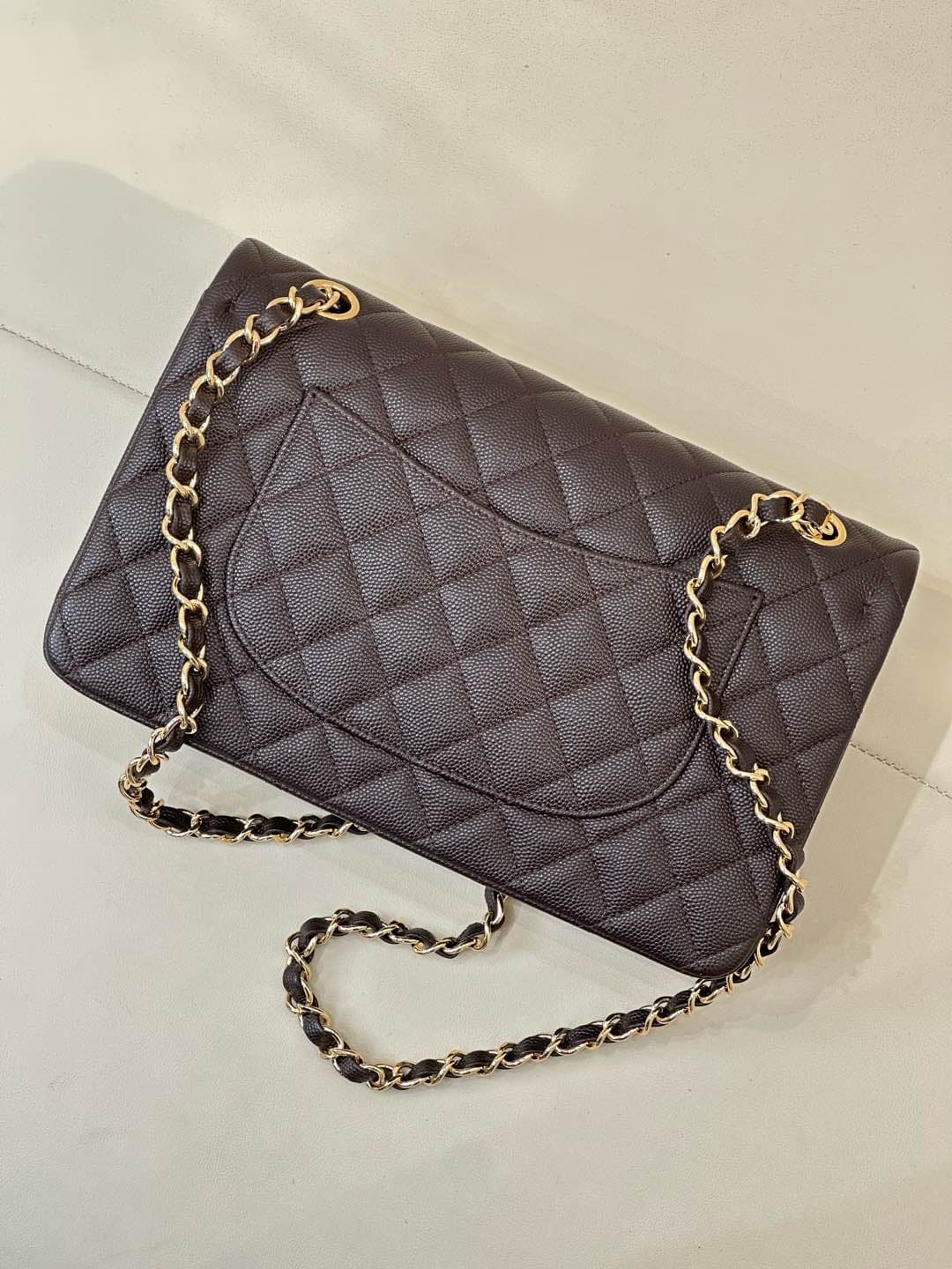 Chanel Medium CLASSIC HANDBAG Grained  Calfskin & Gold-Tone Metal Coffee TOP
