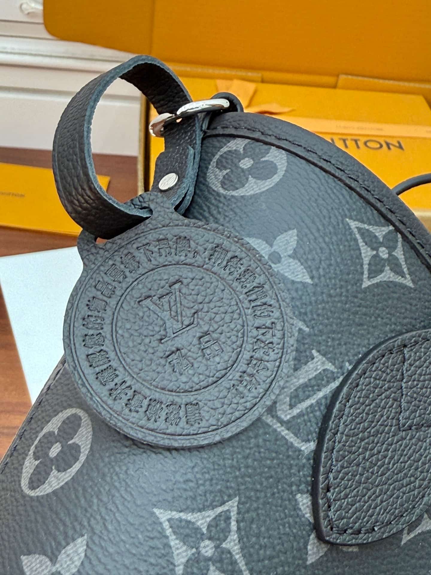 Louis Vuitton Neverfull Bandoulière Inside Out BB Monogram Eclipse/Black Coated canvas M15210 TOP