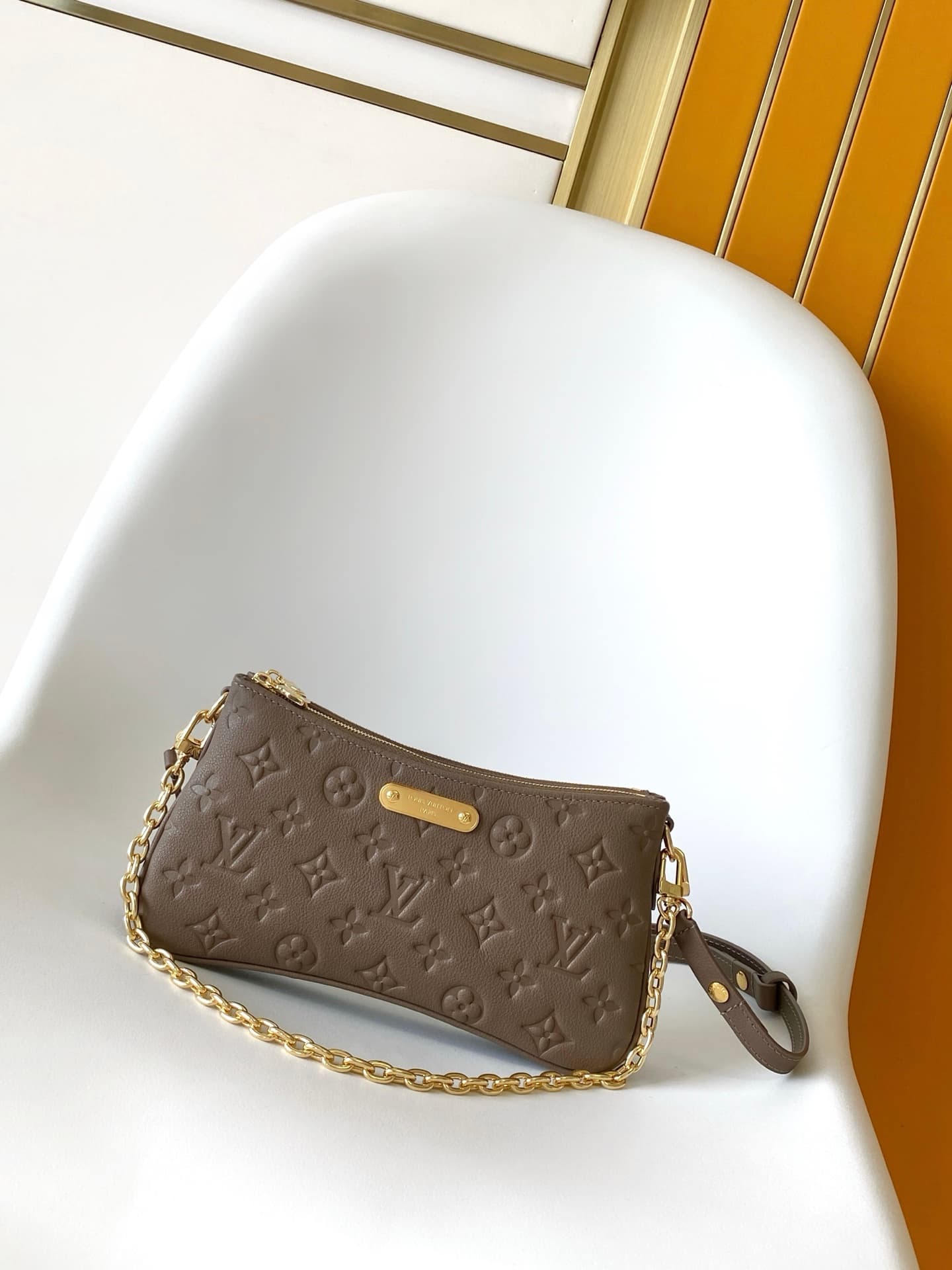 Louis Vuitton Pochette Liv Smoke Gray Embossed grained cowhide leather M25816 High