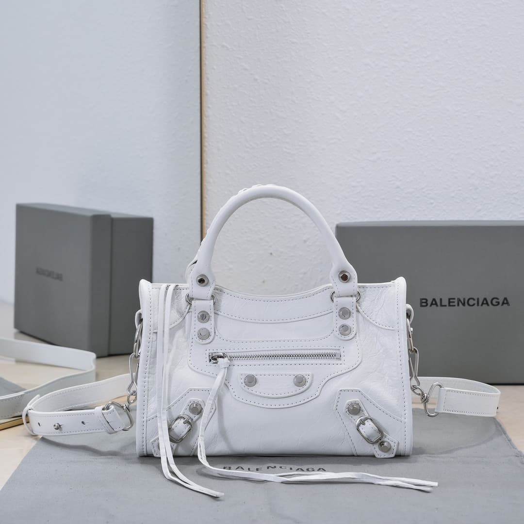 WOMEN'S LE CITY MINI BAG Lambskin & Silver Metal High