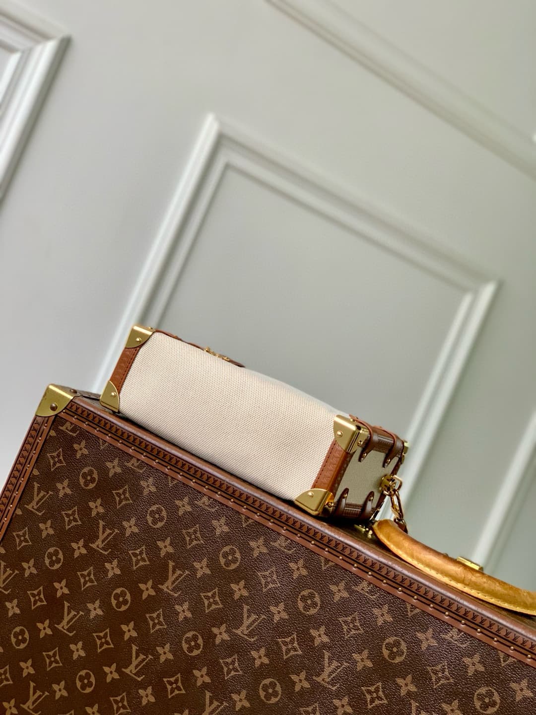Louis Vuitton Side Trunk MM Ecru/Cognac Cotton and cowhide leather M14411 High