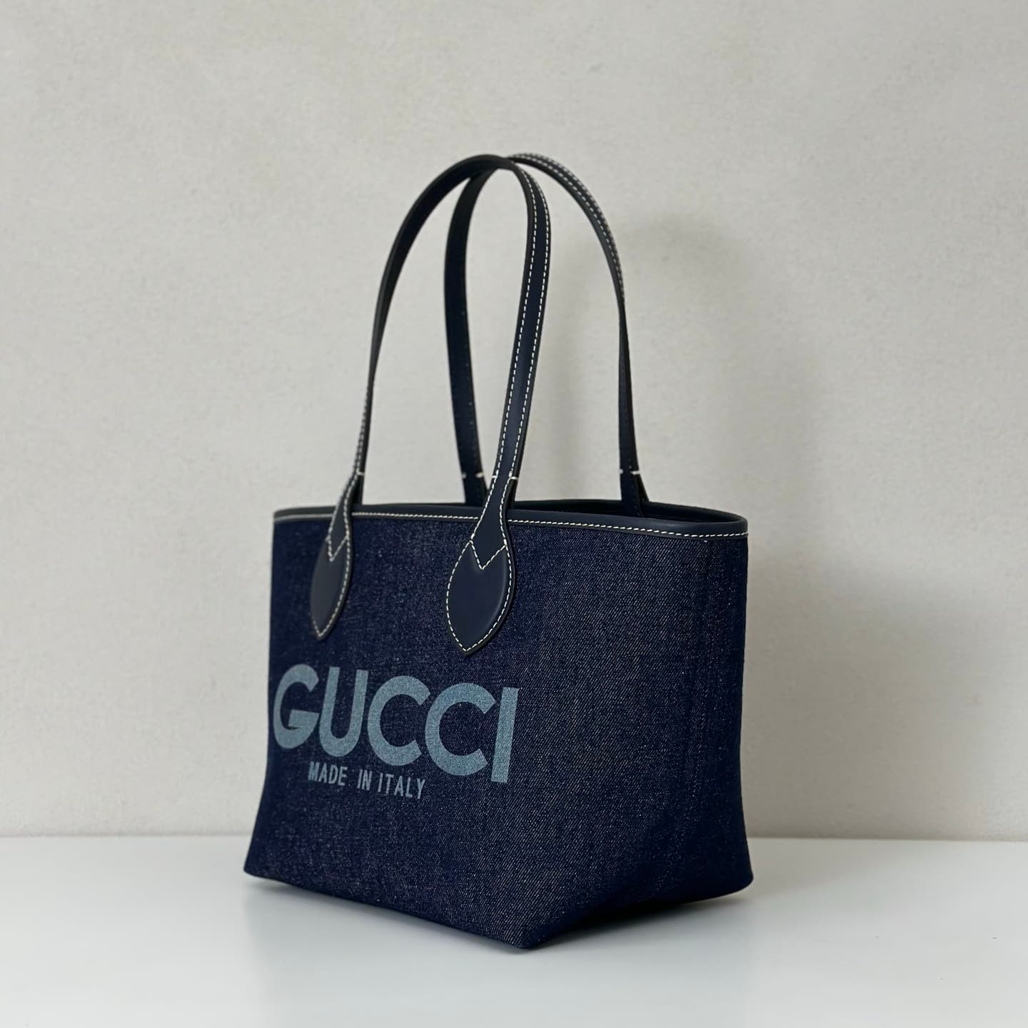 Gucci Totissima small reversible tote 820496 Dark blue denim High