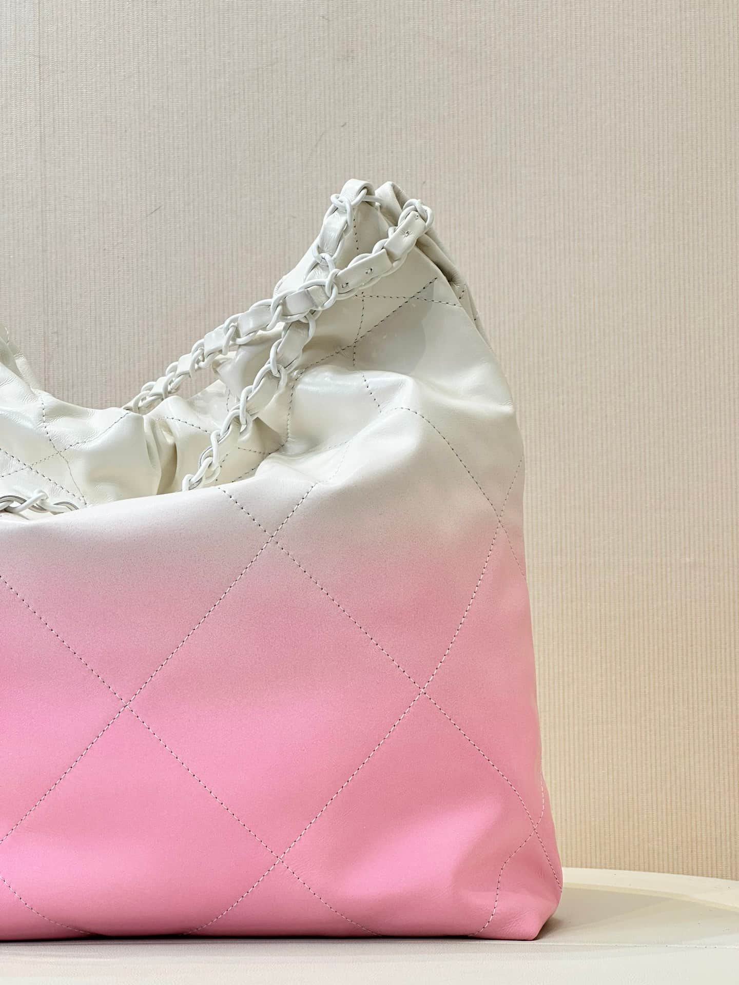 Chanel 22 Small handbag Shiny calfskin & White-tone metal AS3260 White with Pink TOP